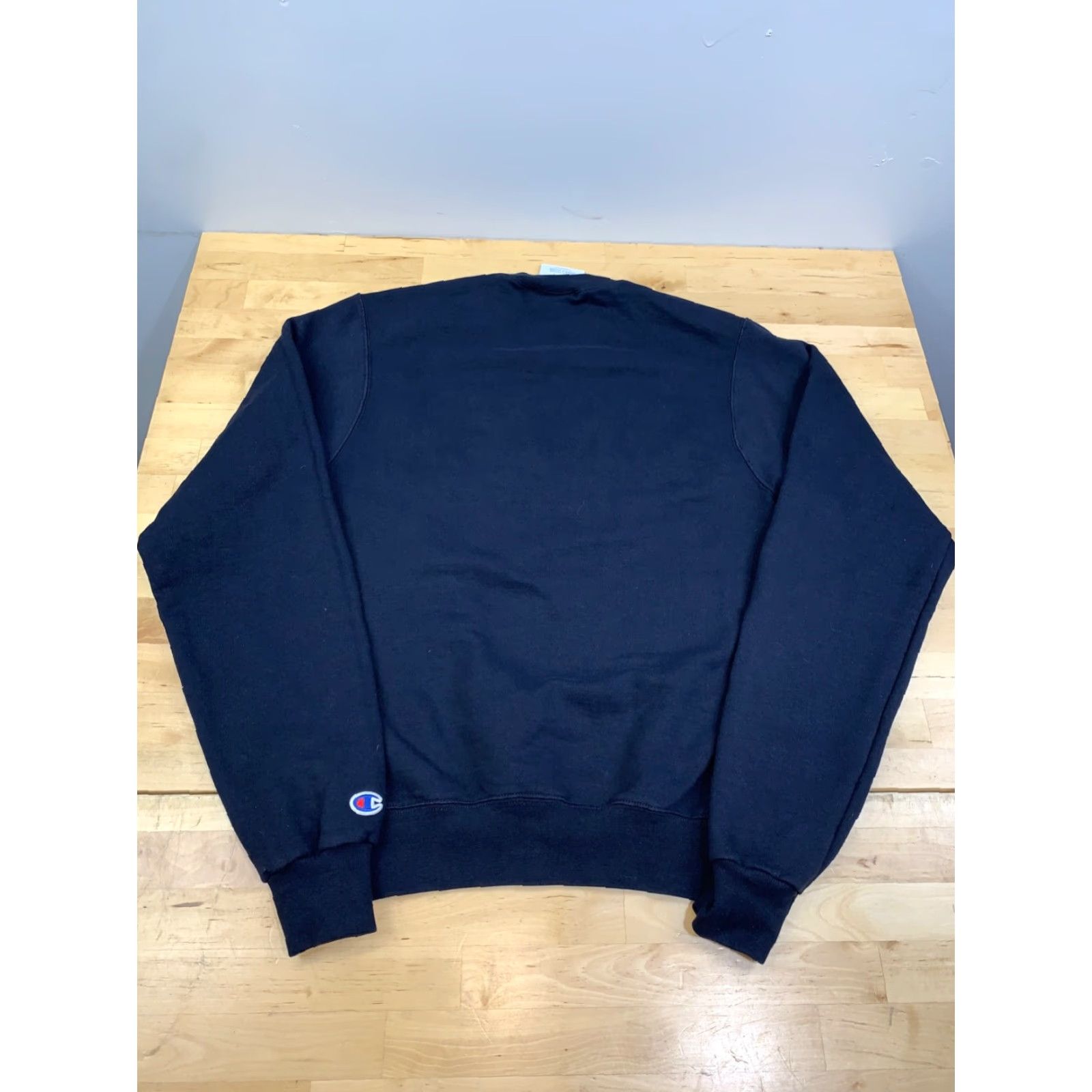 Champion Champion Pullover Sweatshirt Unisex Adults XS Blue Crew Neck University Pattern Solid 10528 Size US XS / EU 42 / 0 - 8 Thumbnail