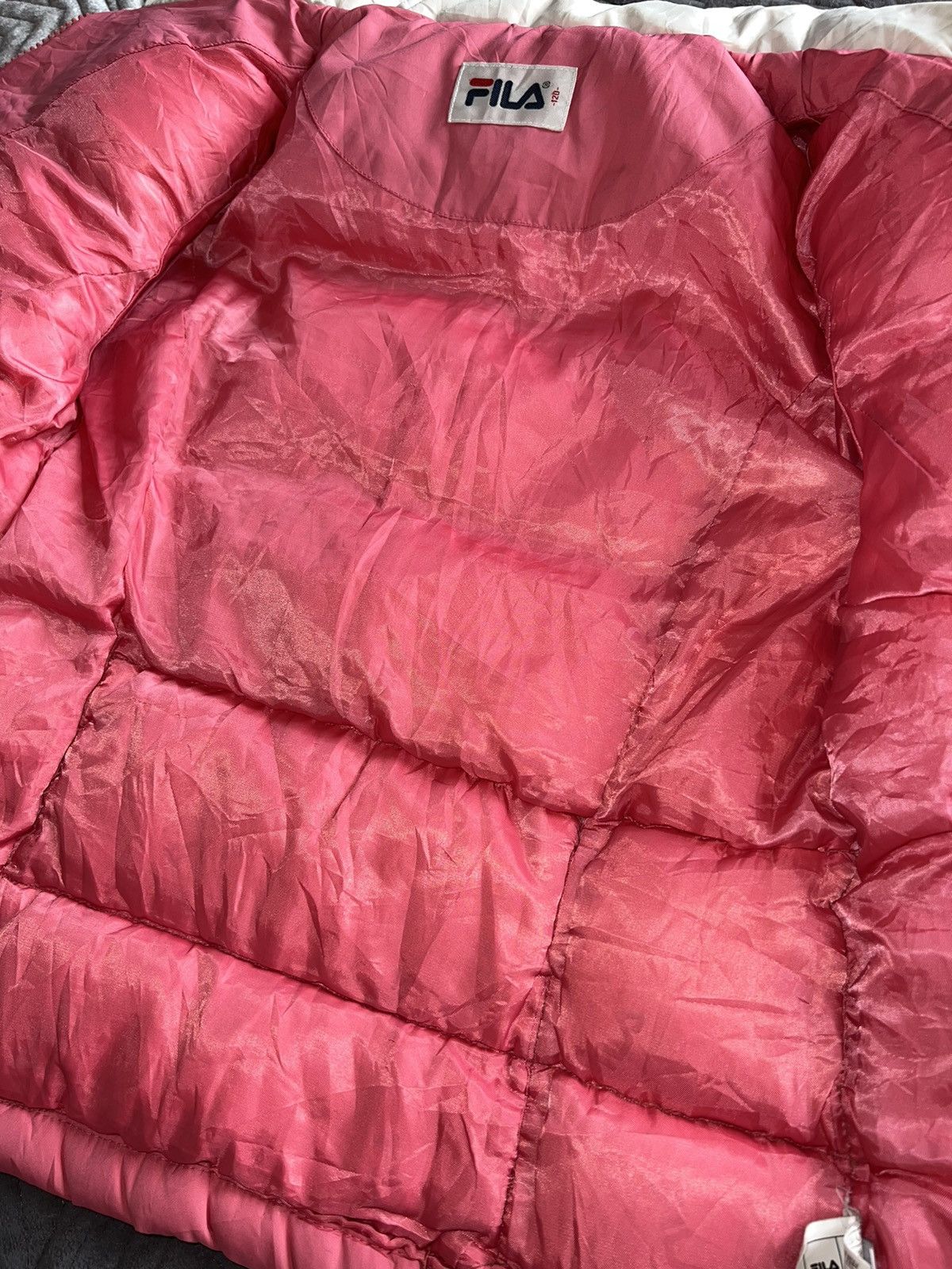 Fila Vintage Y2K Fila puffer top🎀💗👩🏻‍🎤 Size S / US 4 / IT 40 - 10 Thumbnail