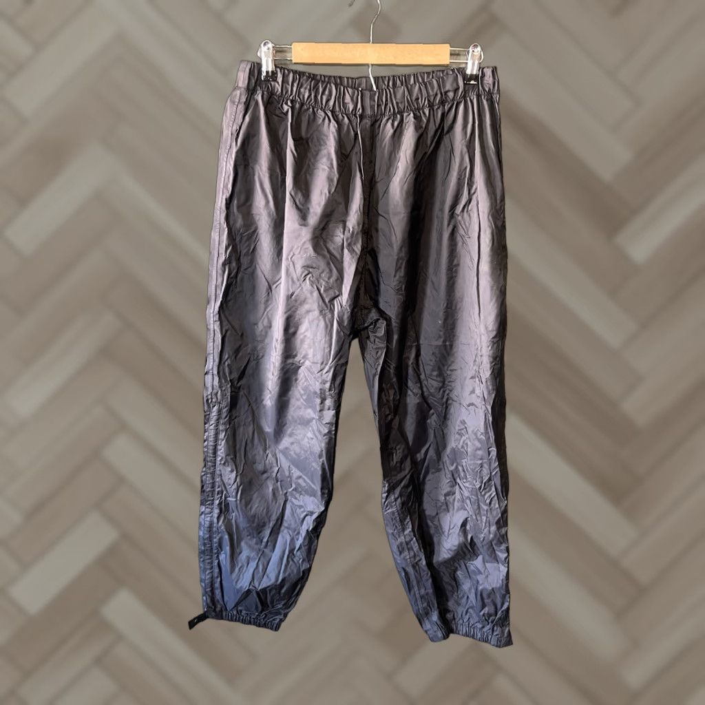 Vintage VINTAGE REI Womens Pants Outdoor Black Nylon Size 16 Size 38" / US 16 / IT 52 - 1 Thumbnail