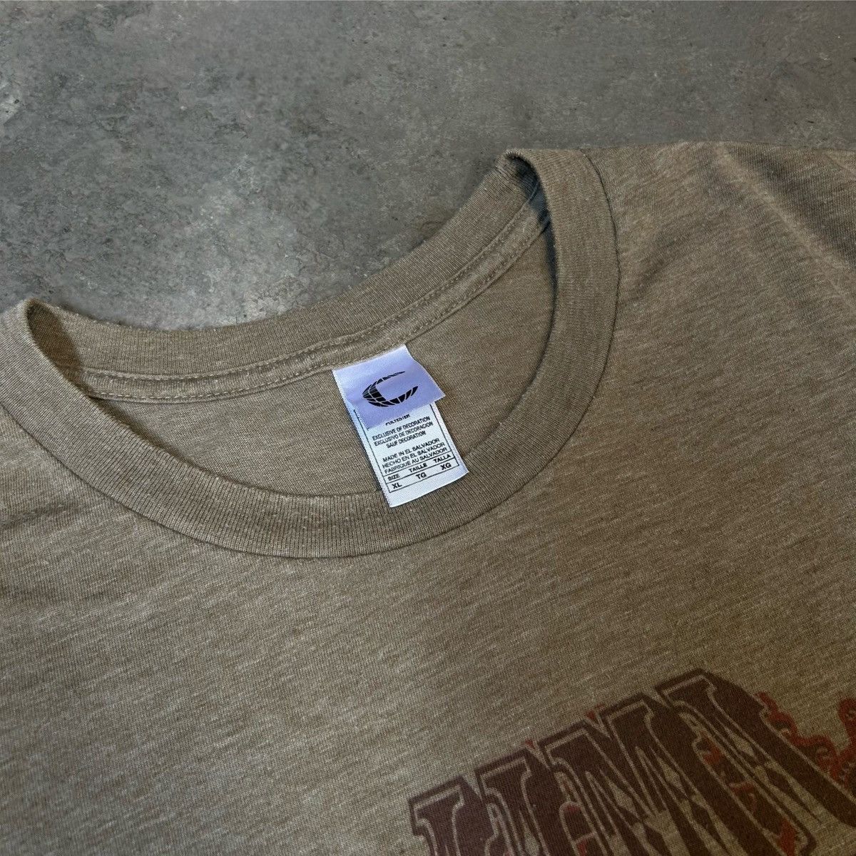 Band Tees × Jimi Hendrix × Vintage 2006 Jimi Hendrix Brown Vintage T-Shirt Size US XL / EU 56 / 4 - 3 Thumbnail