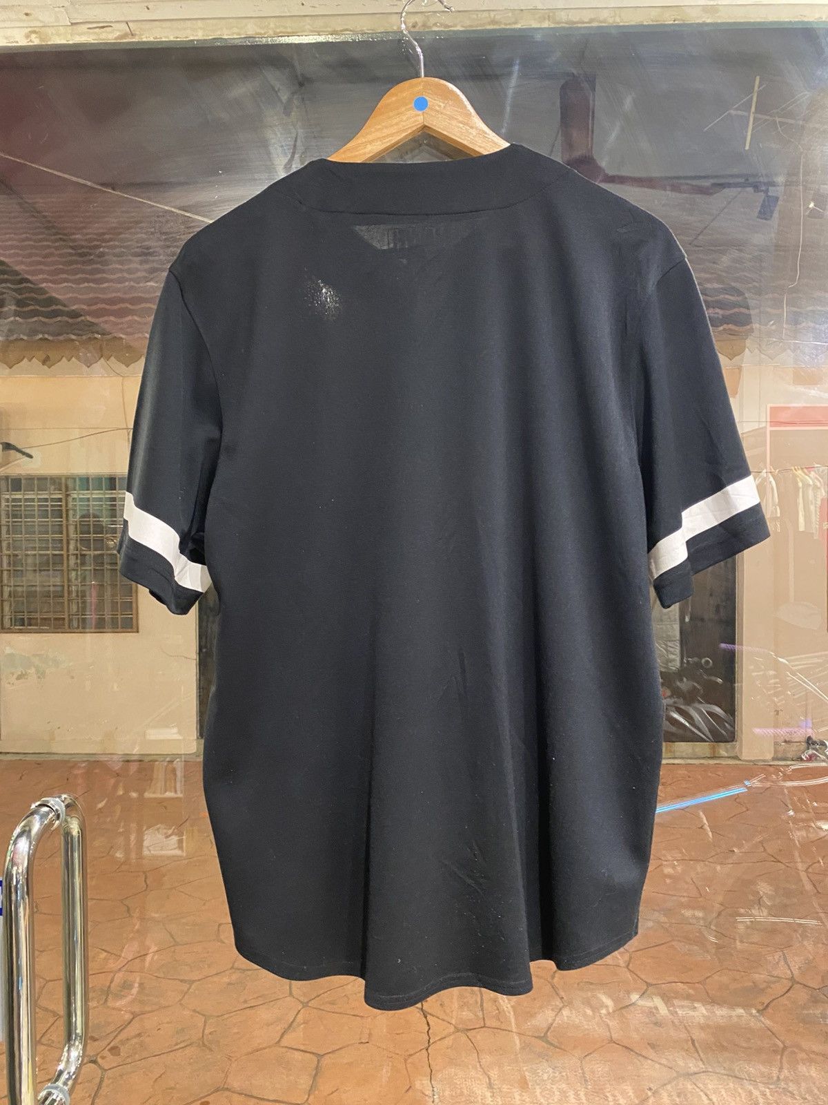 Marvel Comics Marvel Comics "The Punisher" Graphic Baseball Jersey Size M Size US M / EU 48-50 / 2 - 2 Thumbnail