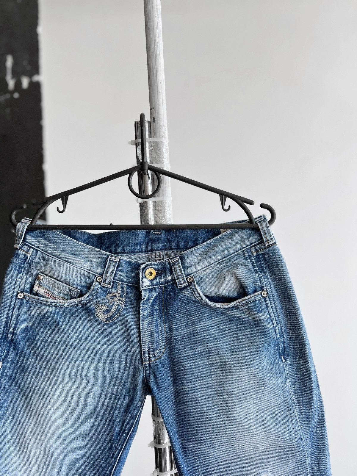 Designer × Diesel Diesel Doozy Wash 0071J Women’s Blue Denim Jean Shorts Size 27" / US 4 / IT 40 - 2 Thumbnail