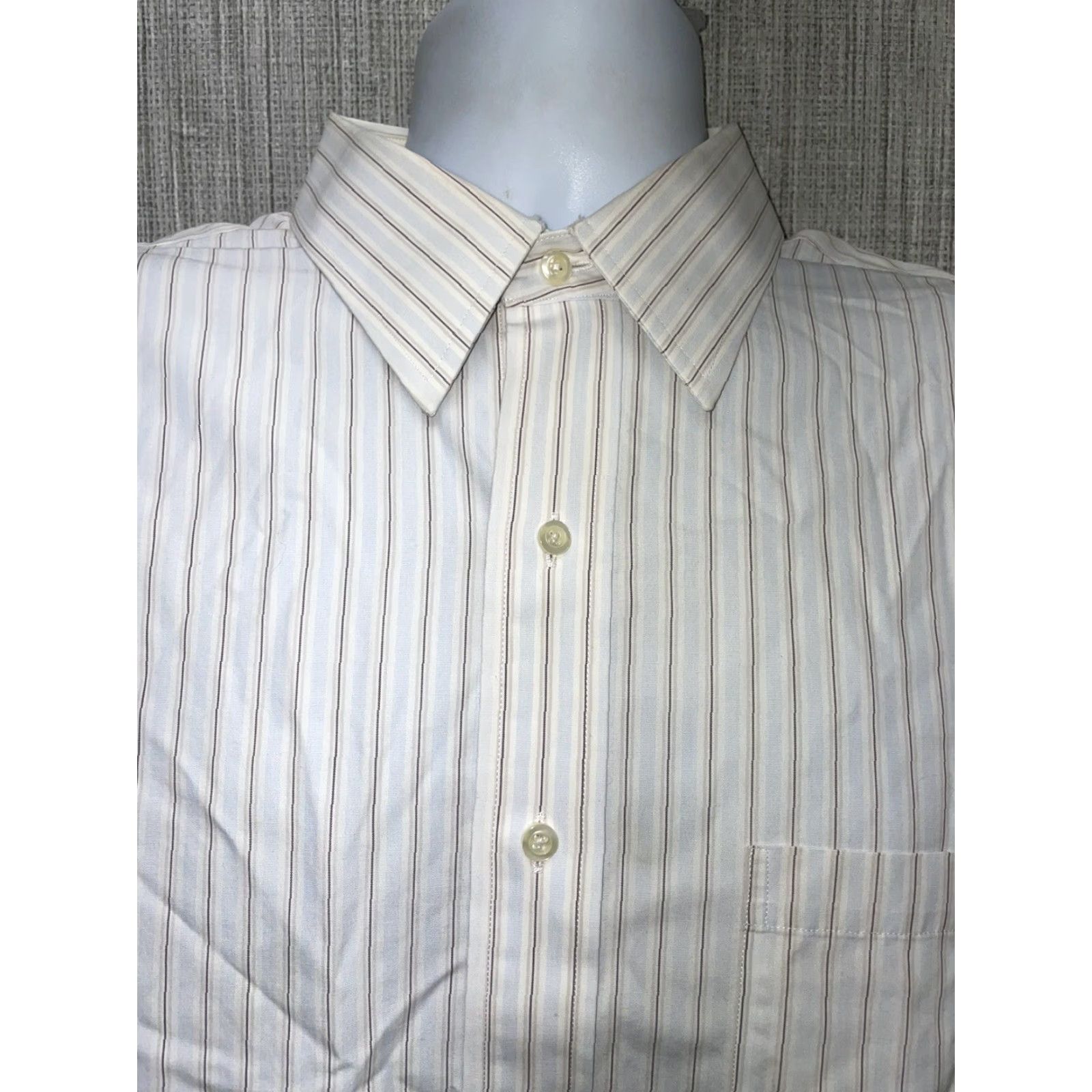 Brooks Brothers Brooks Brothers Slim Fit White Striped Button Down Non-Iron Shirt Mens L Size US L / EU 52-54 / 3 - 2 Thumbnail