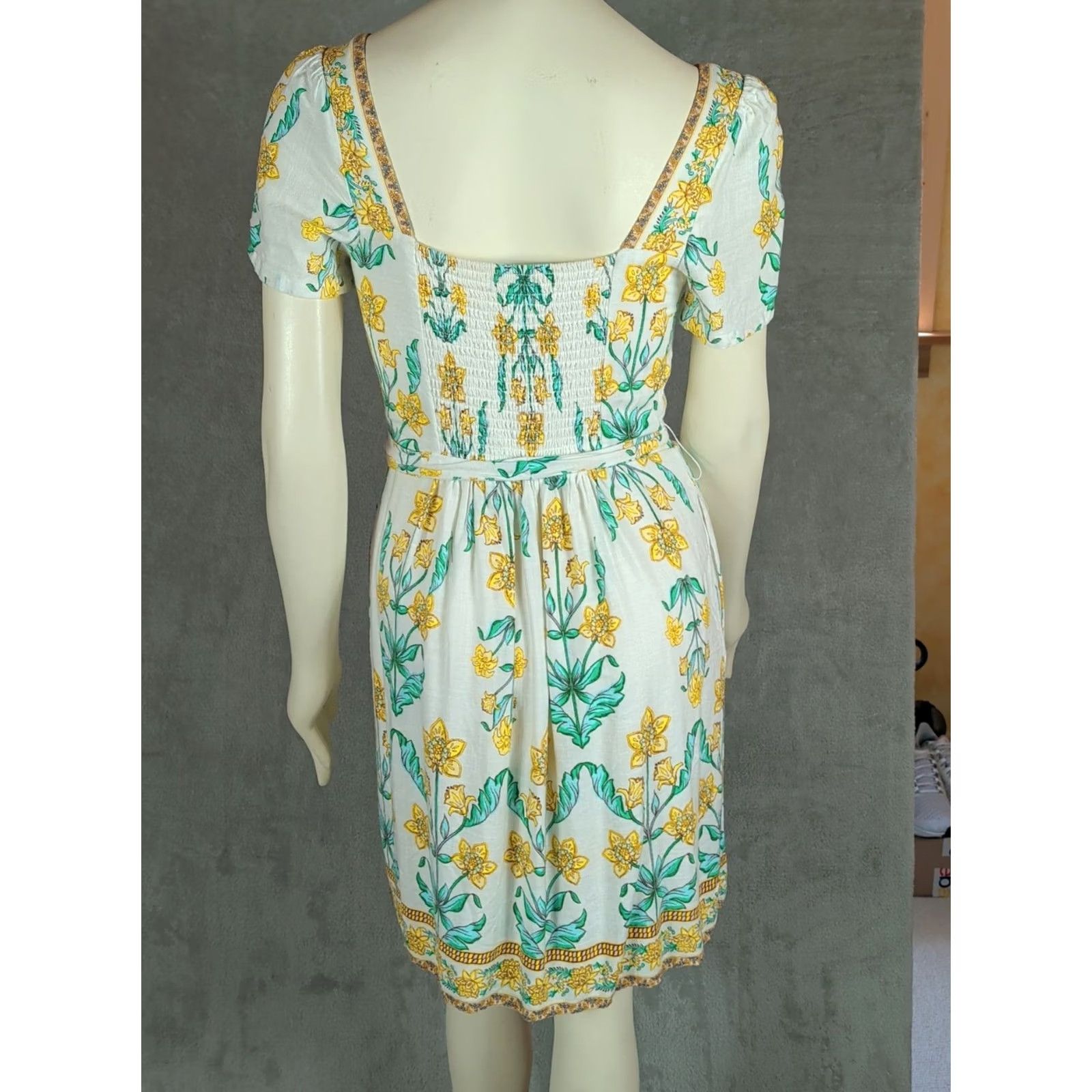 Vintage Draper James RSVP Mini Dress Yellow Floral Smocked Linen Rayon Square Neck Sz M Dress Size M / US 6-8 / IT 42-44 - 6 Thumbnail