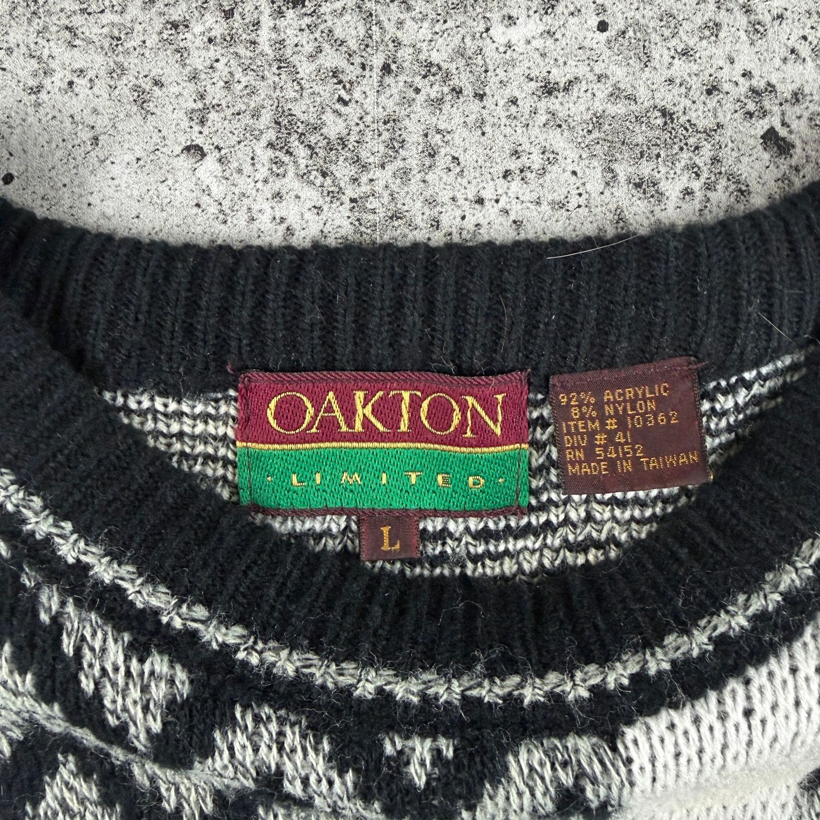 Oakton Limited Vintage Preppy Sweater Size Large Black & White Pattern Size US L / EU 52-54 / 3 - 3 Thumbnail