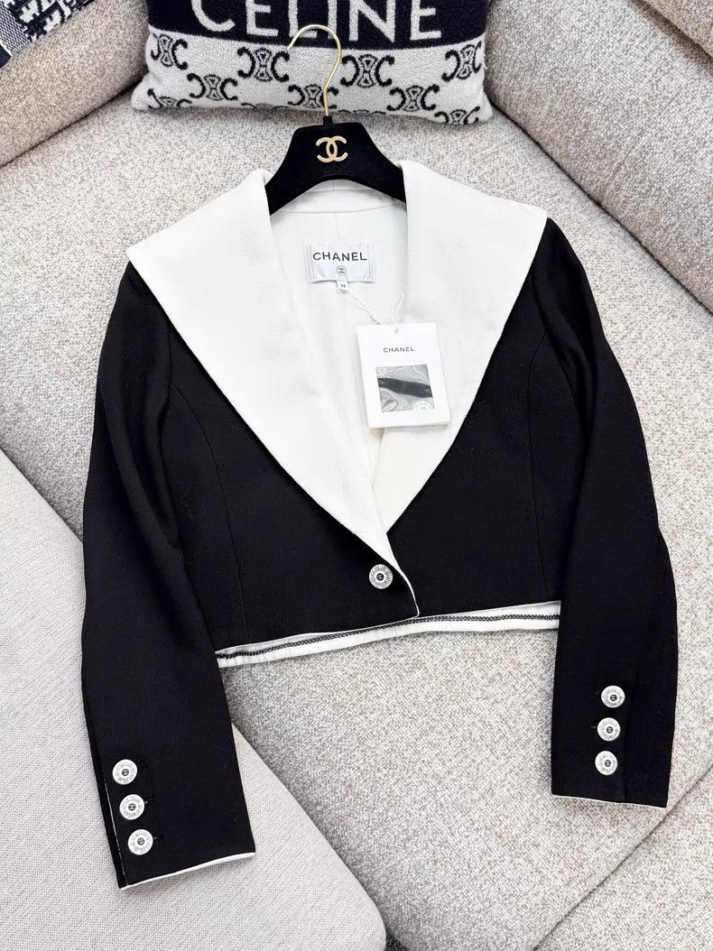 Chanel Chanel Silk lapel long-sleeved short jacket Size XS / US 0-2 / IT 36-38 - 2 Thumbnail