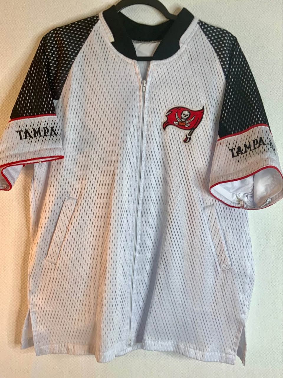 Vintage Vintage Tampa Bay Bucaners 90s Size US XL / EU 56 / 4 - 2 Thumbnail