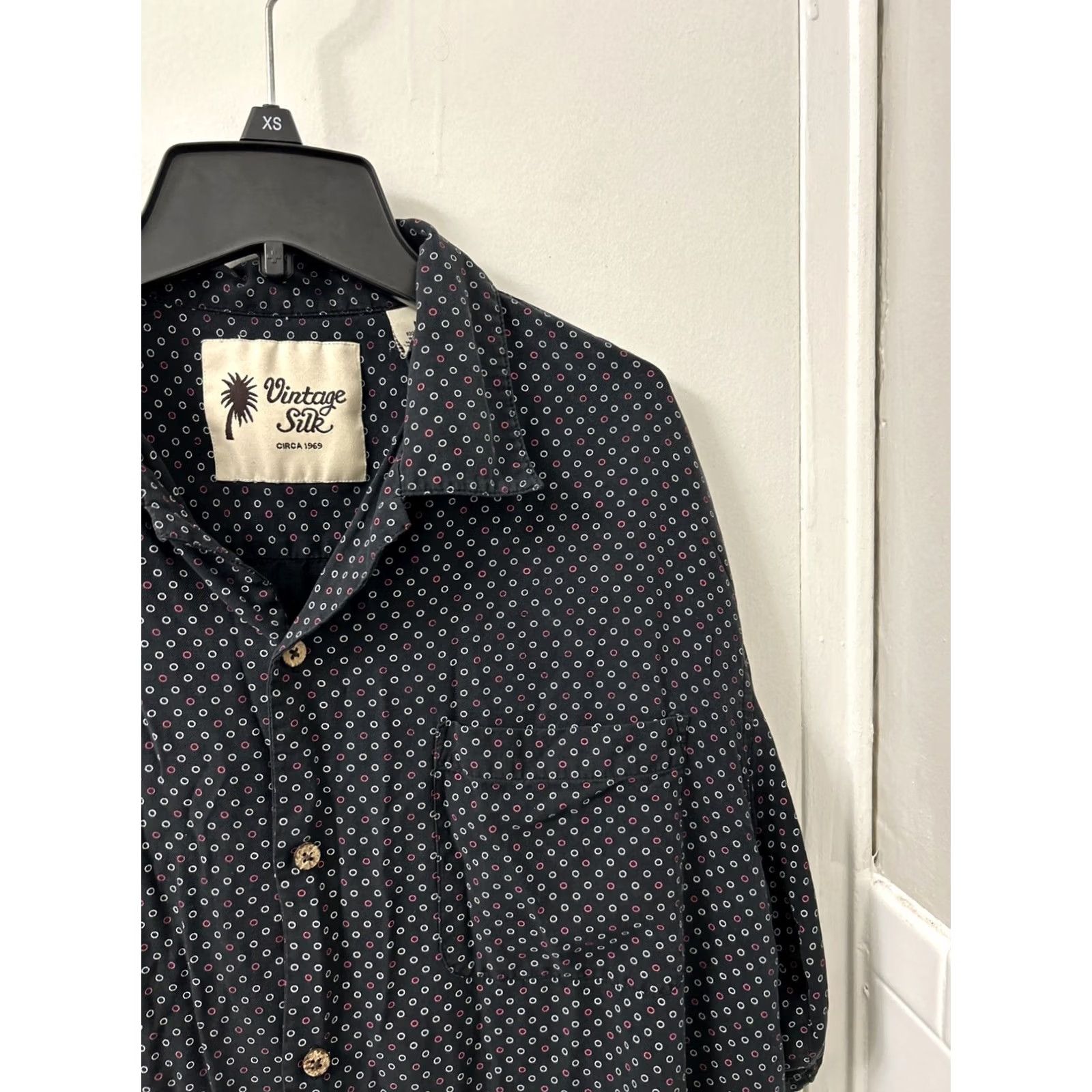 Vintage VINTAGE Silk Circa 1969 Shirt Mens L Black Polka Dot 100% Silk Button Down S/S Size US L / EU 52-54 / 3 - 4 Thumbnail