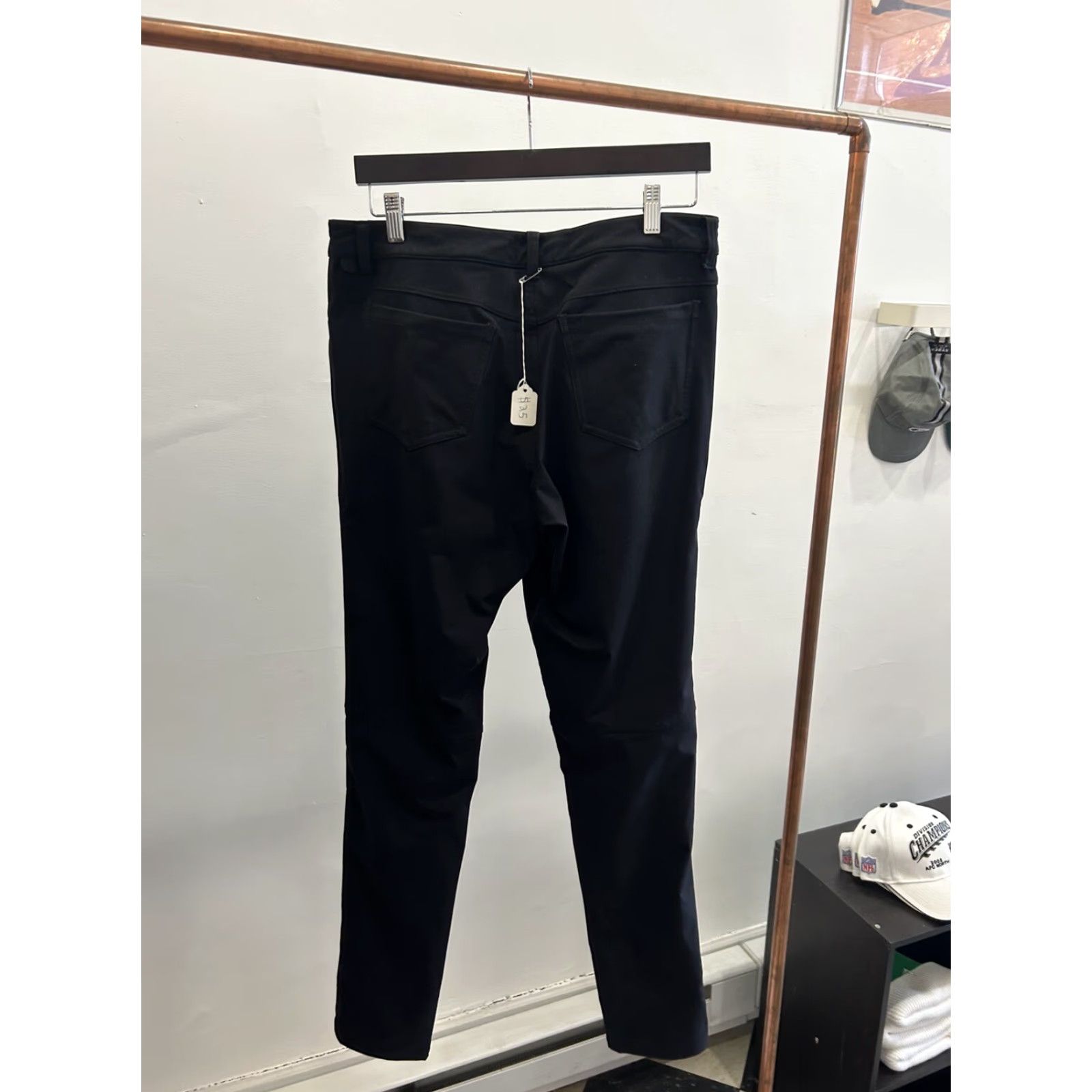 Lululemon VINTAGE Lululemon Slim Dress Pants Men Black 32 Inseam 32 Skinny 9.5 Rise Used MSR 00+ Mens Size US 32 / EU 48 - 6 Thumbnail