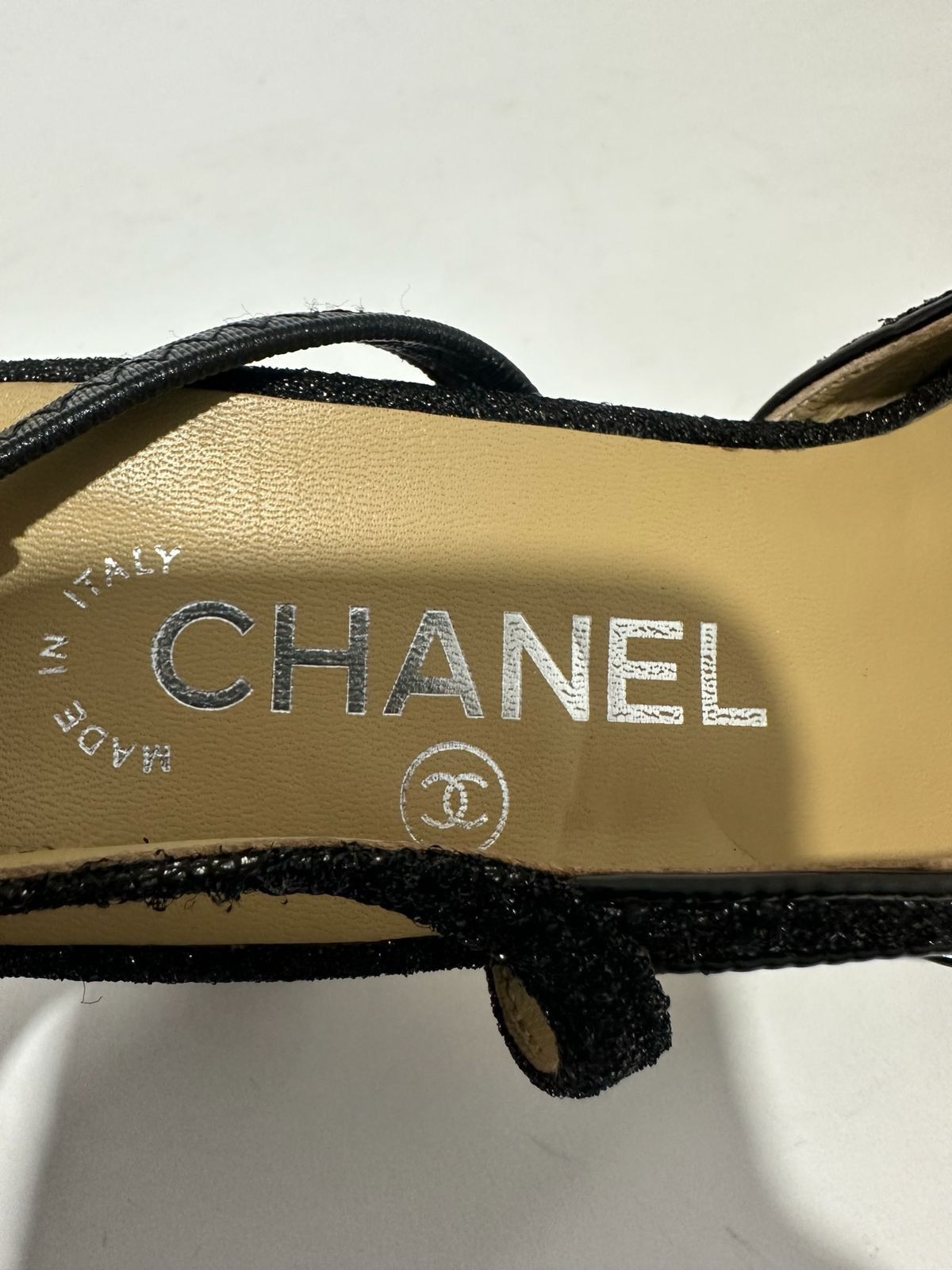 Chanel Chanel Black Glitter Fabric Leather Cap Toe Block Heel EU37 Size US 7 / IT 37 - 7 Thumbnail