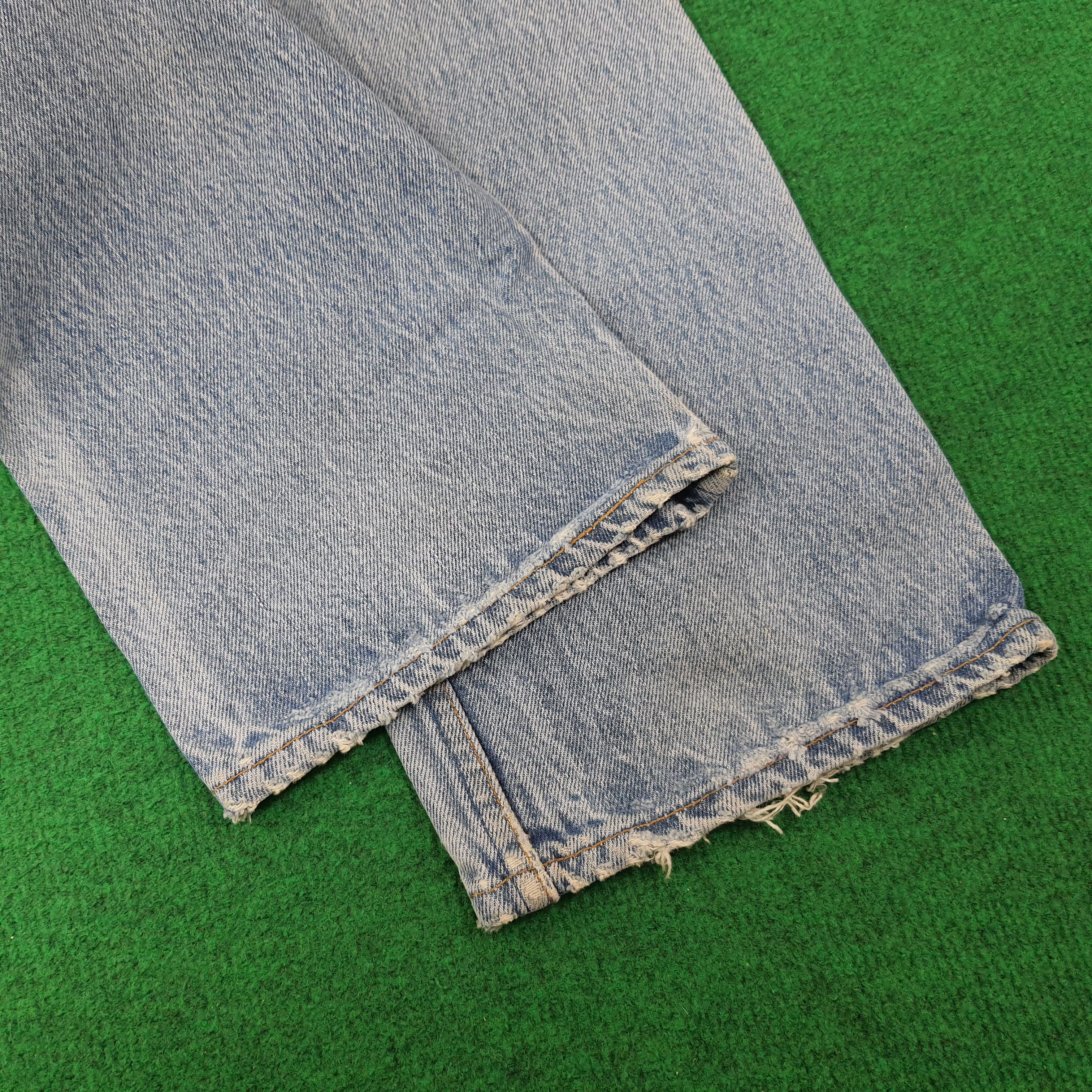 Levi's Vintage Levi's 501 Denim Distressed Style Jeans C252N18 Size US 31 - 6 Thumbnail