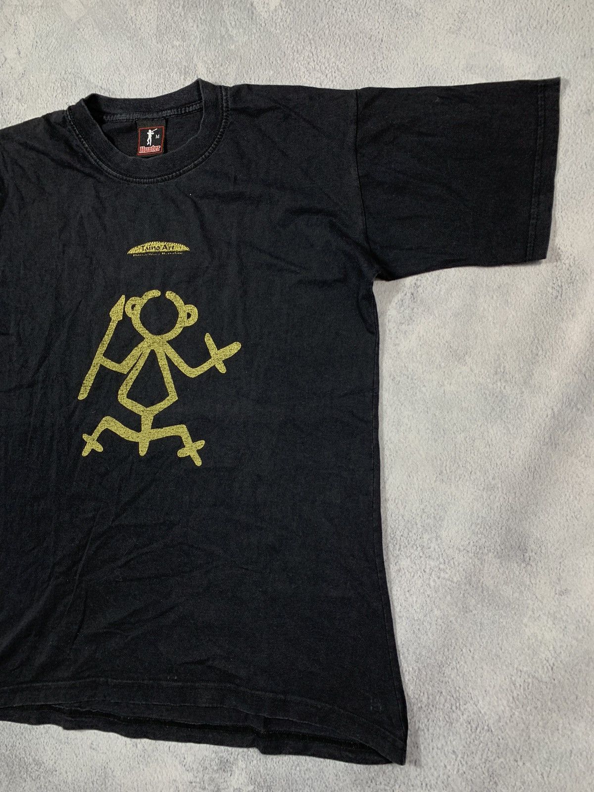 Japanese Brand × Vintage Vintage Y2K Thailand Taino art big logo tee streetwear style Size US M / EU 48-50 / 2 - 3 Thumbnail