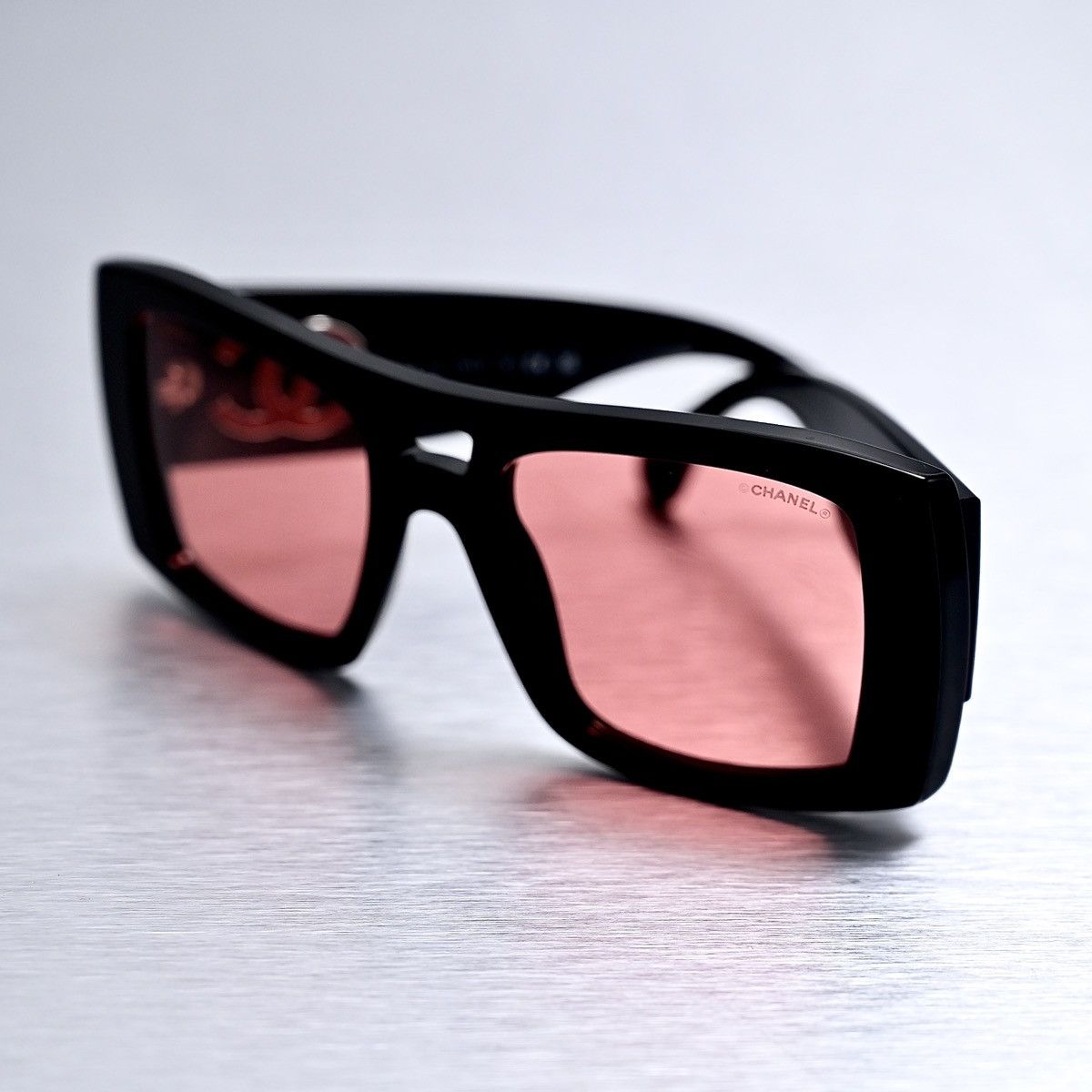 Chanel CHANEL 0CH5539 1231D7 SUNGLASSES Size ONE SIZE - 9 Thumbnail