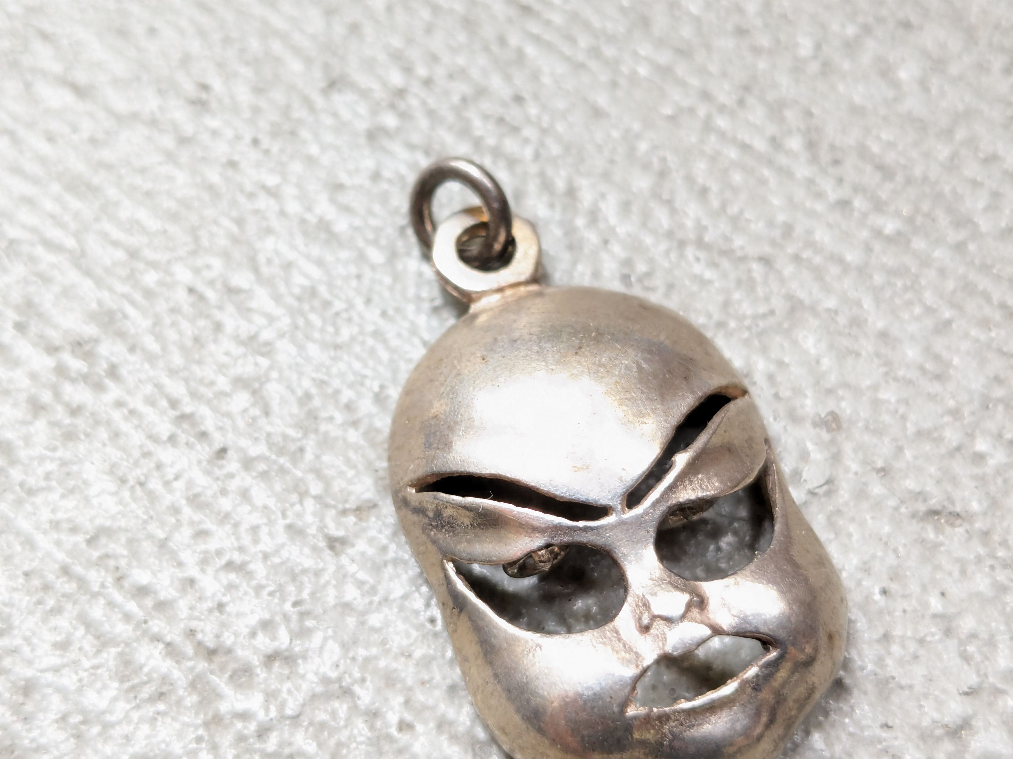Jewelry × Vintage Vintage Japanese Mask Pendant Face Theatre Avant Garde Size ONE SIZE - 3 Thumbnail