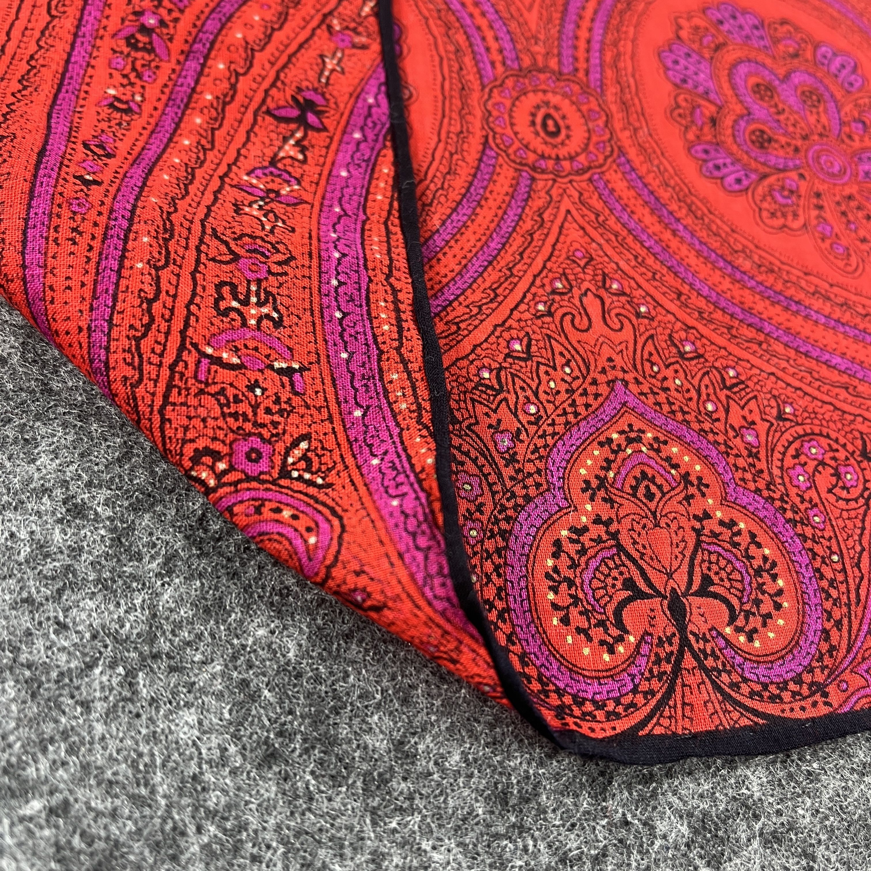 Vintage Christian Dior Handkerchief / Neckerchief B161 Size ONE SIZE - 7 Thumbnail