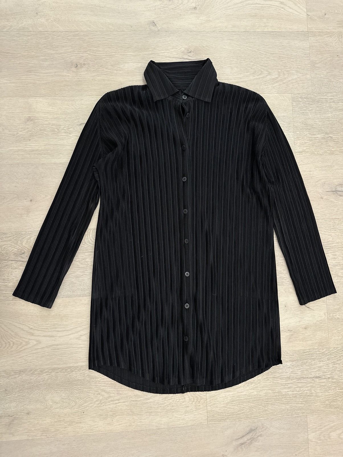 image of Issey Miyake x Issey Miyake Pleats Please Pleats Please Vintage Shirt in Black, Women's (Size Mediu