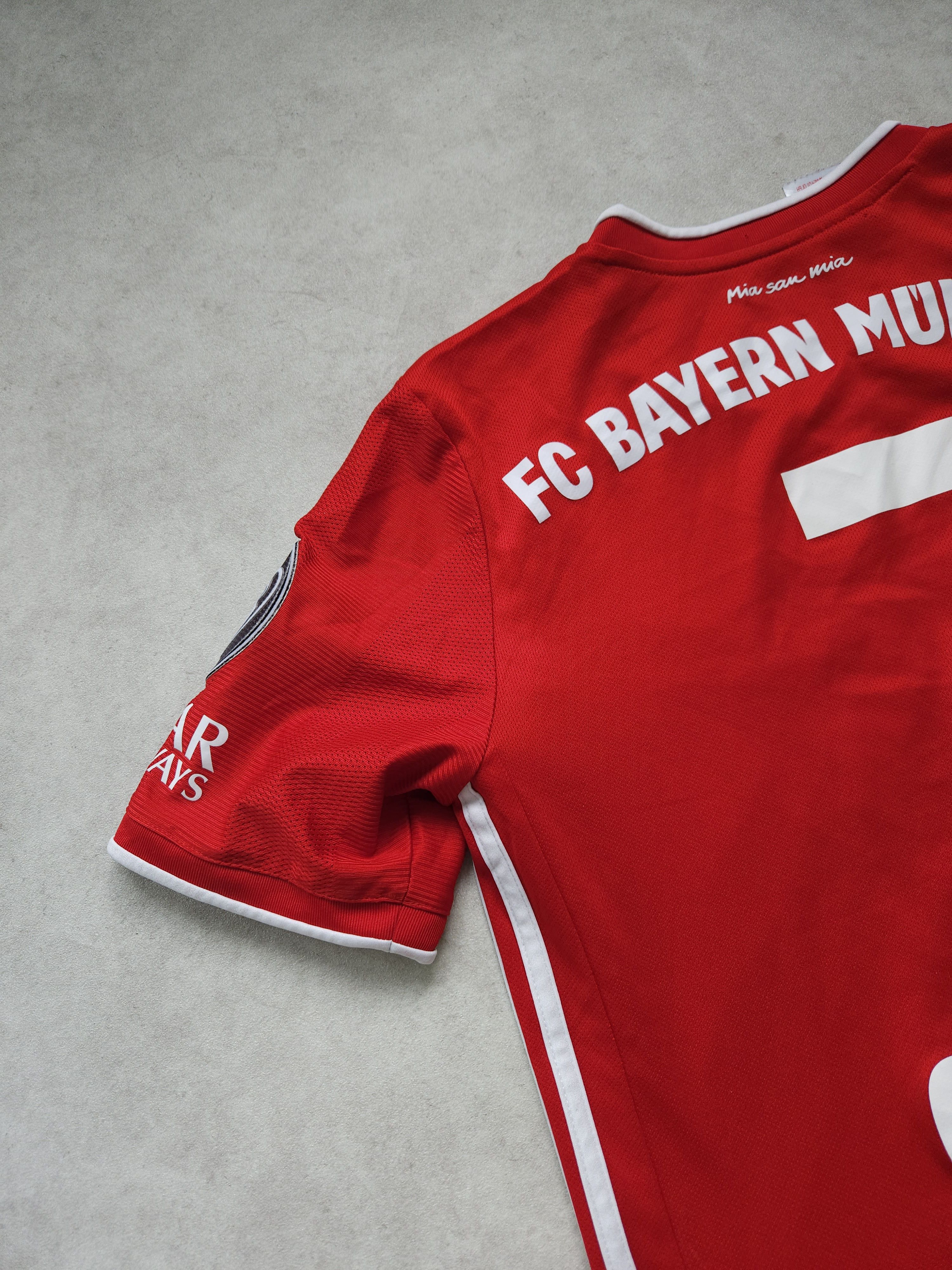 Adidas Bayern Munich 2019-2020 home jersey #7 Serge Gnabry Size US S / EU 44-46 / 1 - 14 Thumbnail