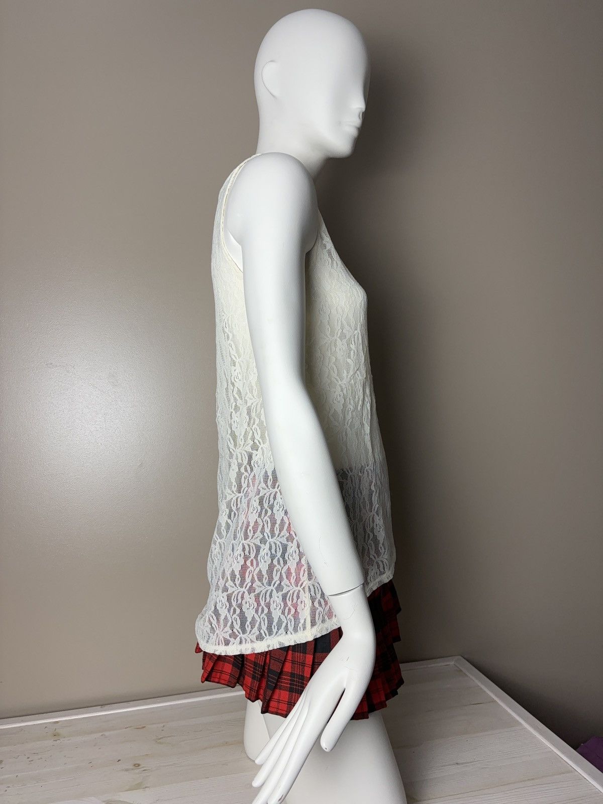 Guess GUESS VINTAGE LACE ASYMMETRIC TANK TOP 00s Size ONE SIZE - 4 Thumbnail