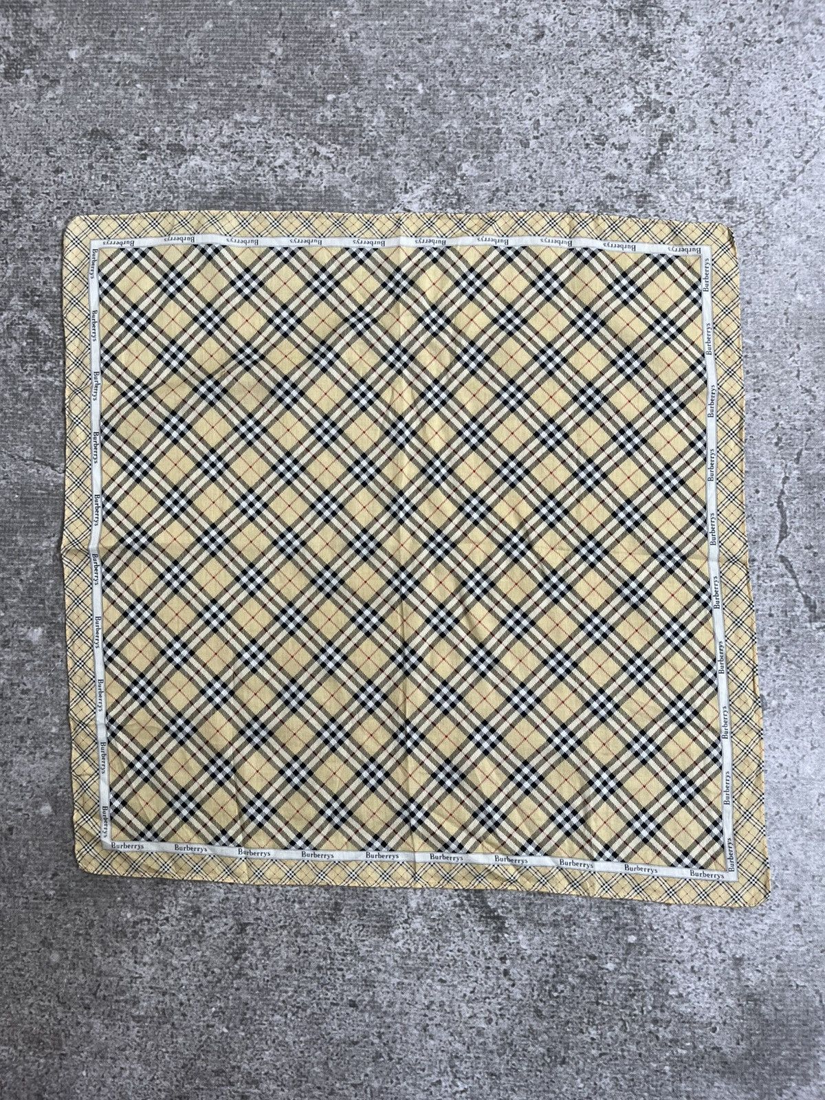 Burberry Burberrys Nova Check Handkerchief / Bandana / Neckerchief Size ONE SIZE - 1 Thumbnail