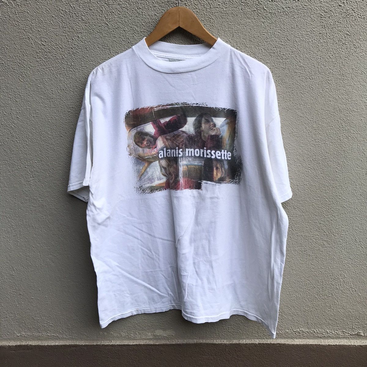 Band Tees Vintage 90s ALANIS MORISSETTE promo tee Size US XL / EU 56 / 4 - 1 Thumbnail