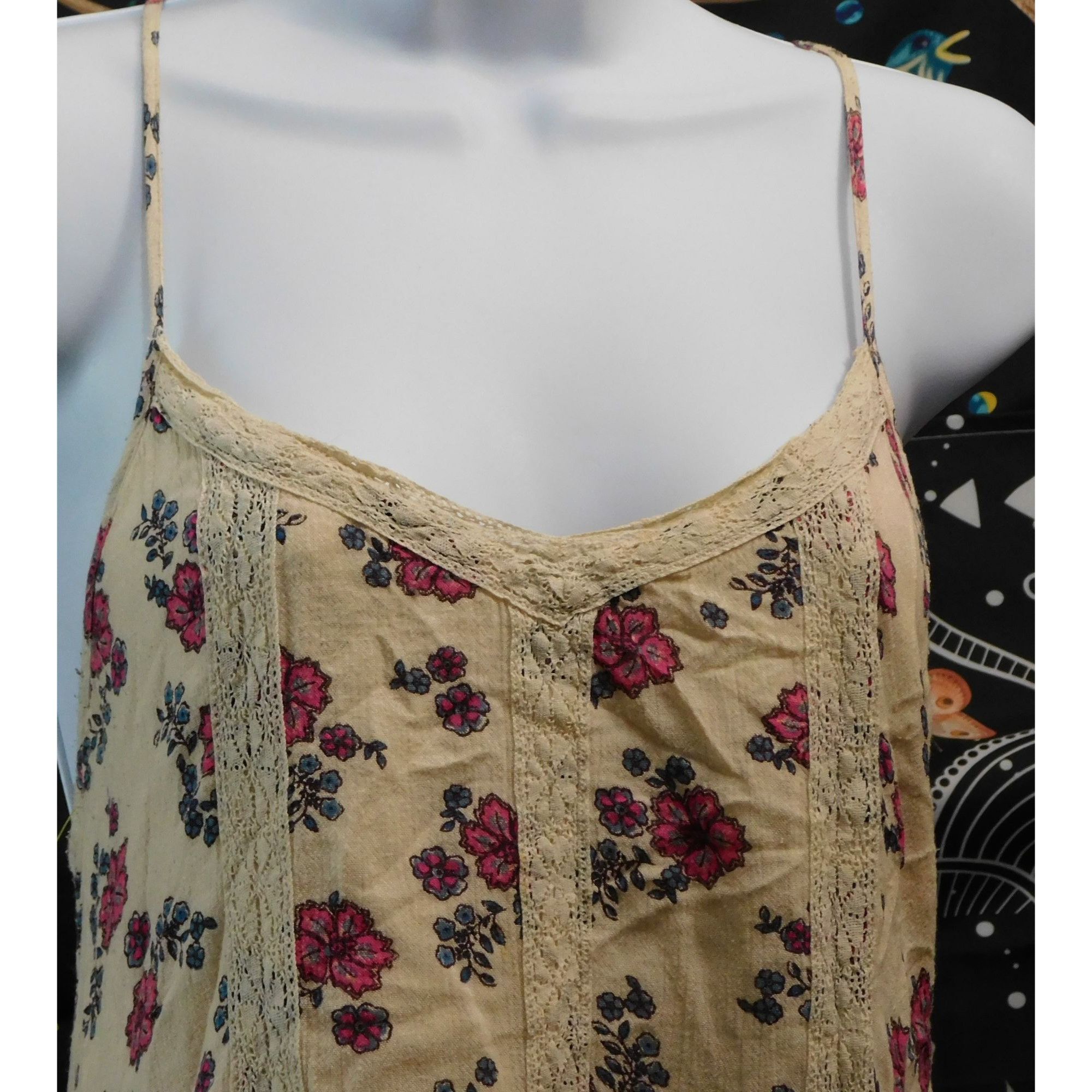 Hollister 90s/Y2K Hollister Floral Asymmetrical Cream And Pink Dress Size S / US 4 / IT 40 - 3 Thumbnail