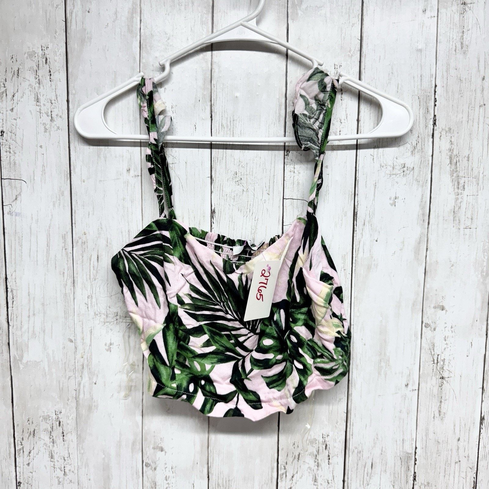 Other New Lush Top Size Small Palm Pattern Flutter Strap Crop Tank Size S / US 4 / IT 40 - 1 Thumbnail