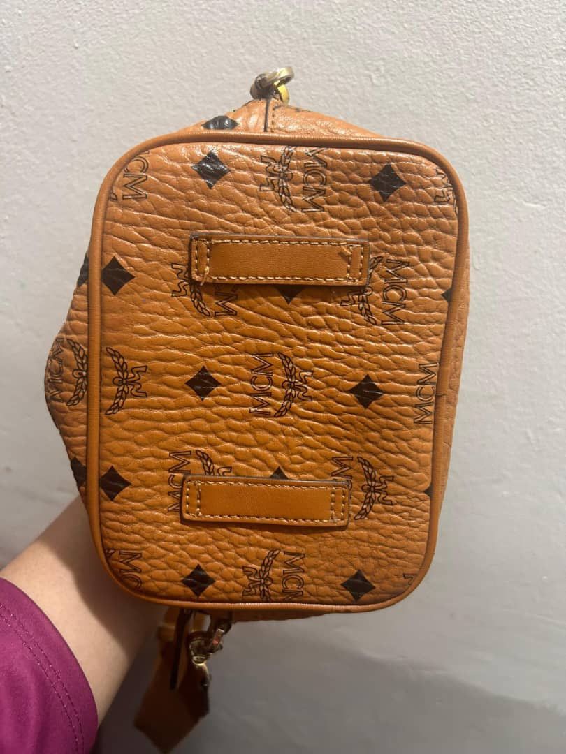 MCM MCM SLING BAG AUTHENTIC Size ONE SIZE - 6 Thumbnail