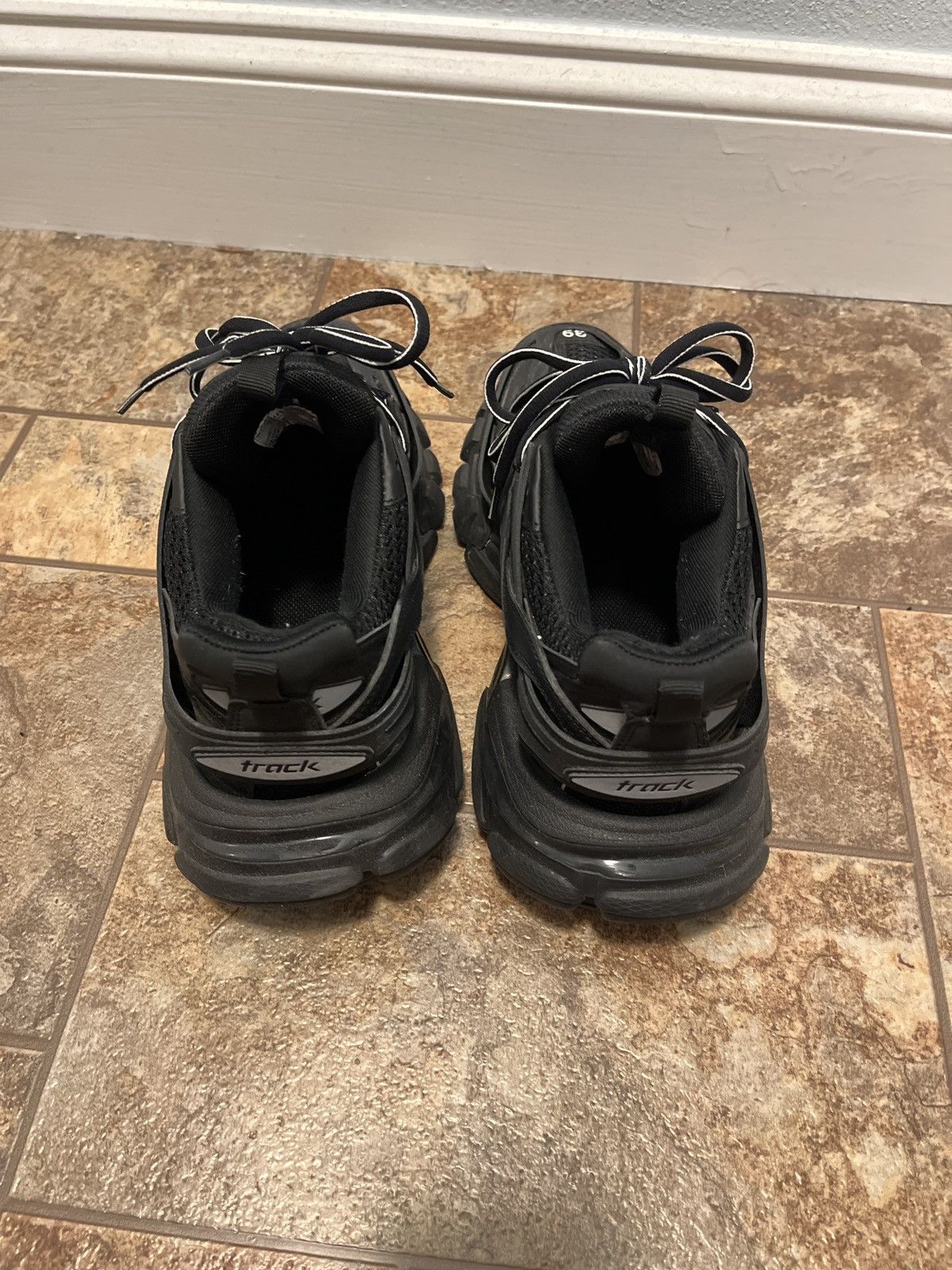 Balenciaga Balenciaga Track Triple Black Size US 6 / EU 39 - 2 Thumbnail