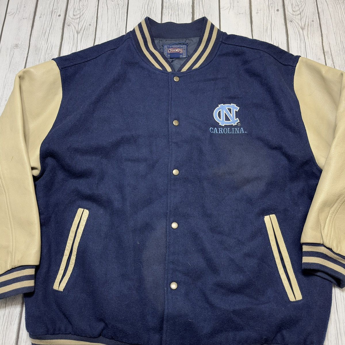 Champs Sport × NCAA × Vintage Vintage Carolina Tar Heels varsity jacket Size US XXL / EU 58 / 5 - 3 Thumbnail