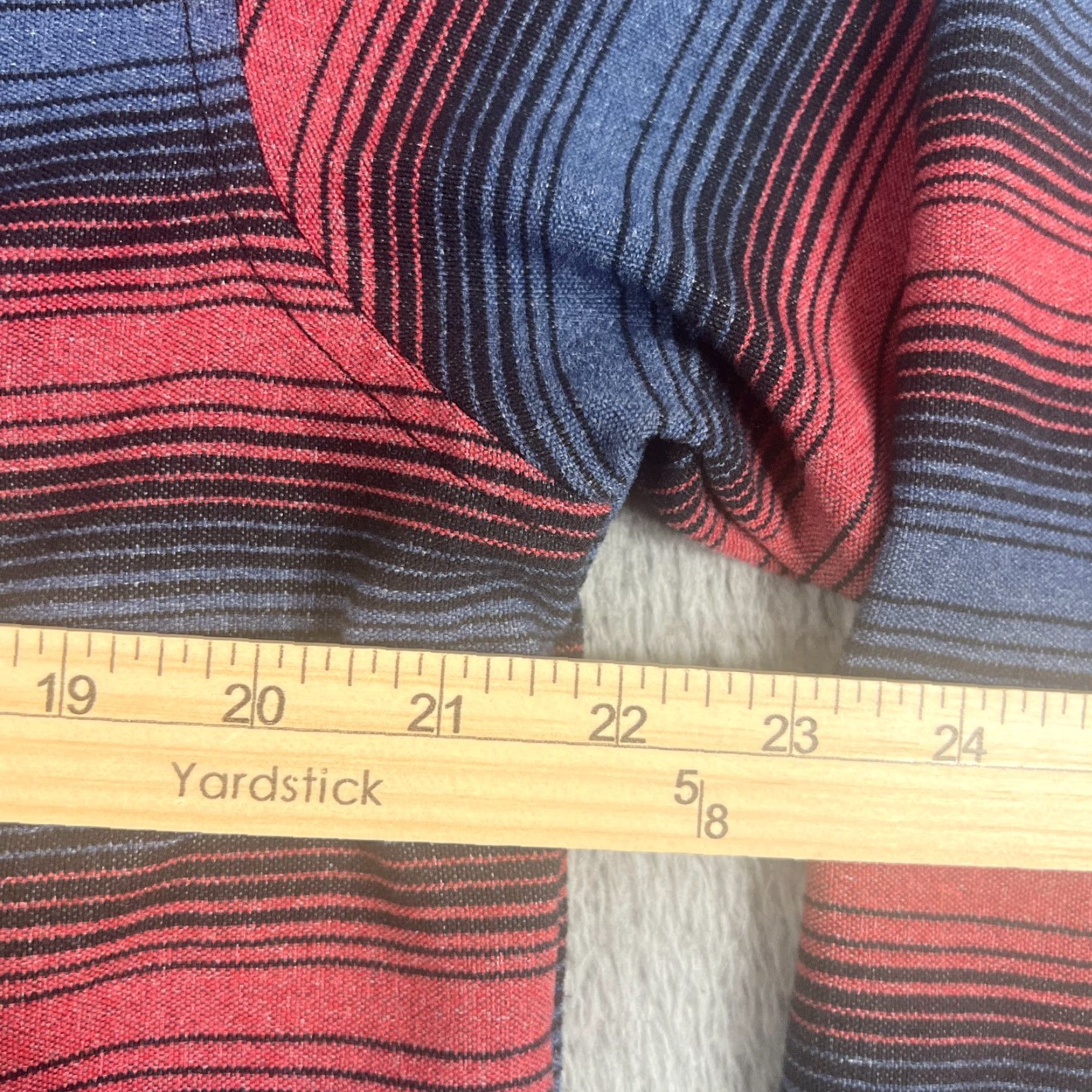 Vintage Coalatree USA Men's Long Sleeve Button Up Shirt - Red Blue Striped Woven Casual Business Travel // Size L Size US L / EU 52-54 / 3 - 6 Thumbnail