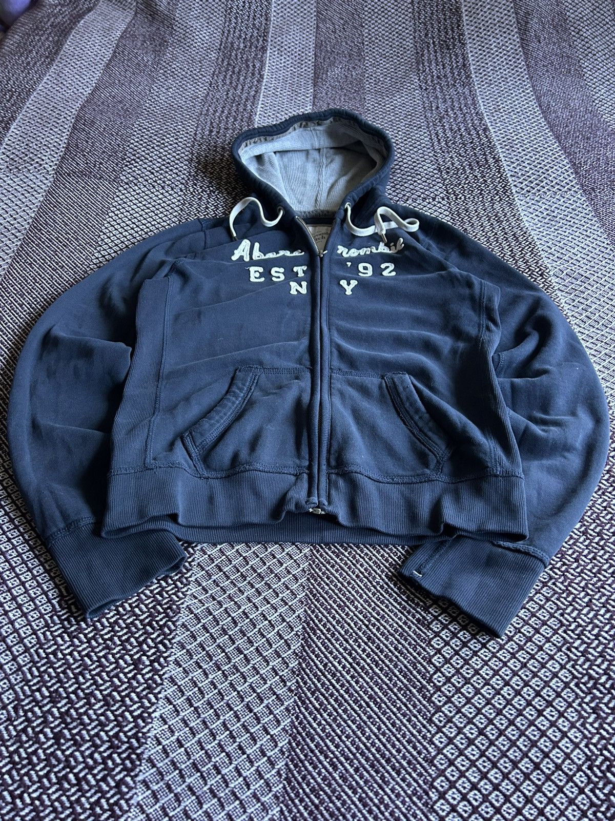 Abercrombie & Fitch Vintage Abercrombie & Fitch Y2K Rare Hype Zip Hoodie Size M Size M / US 6-8 / IT 42-44 - 3 Thumbnail