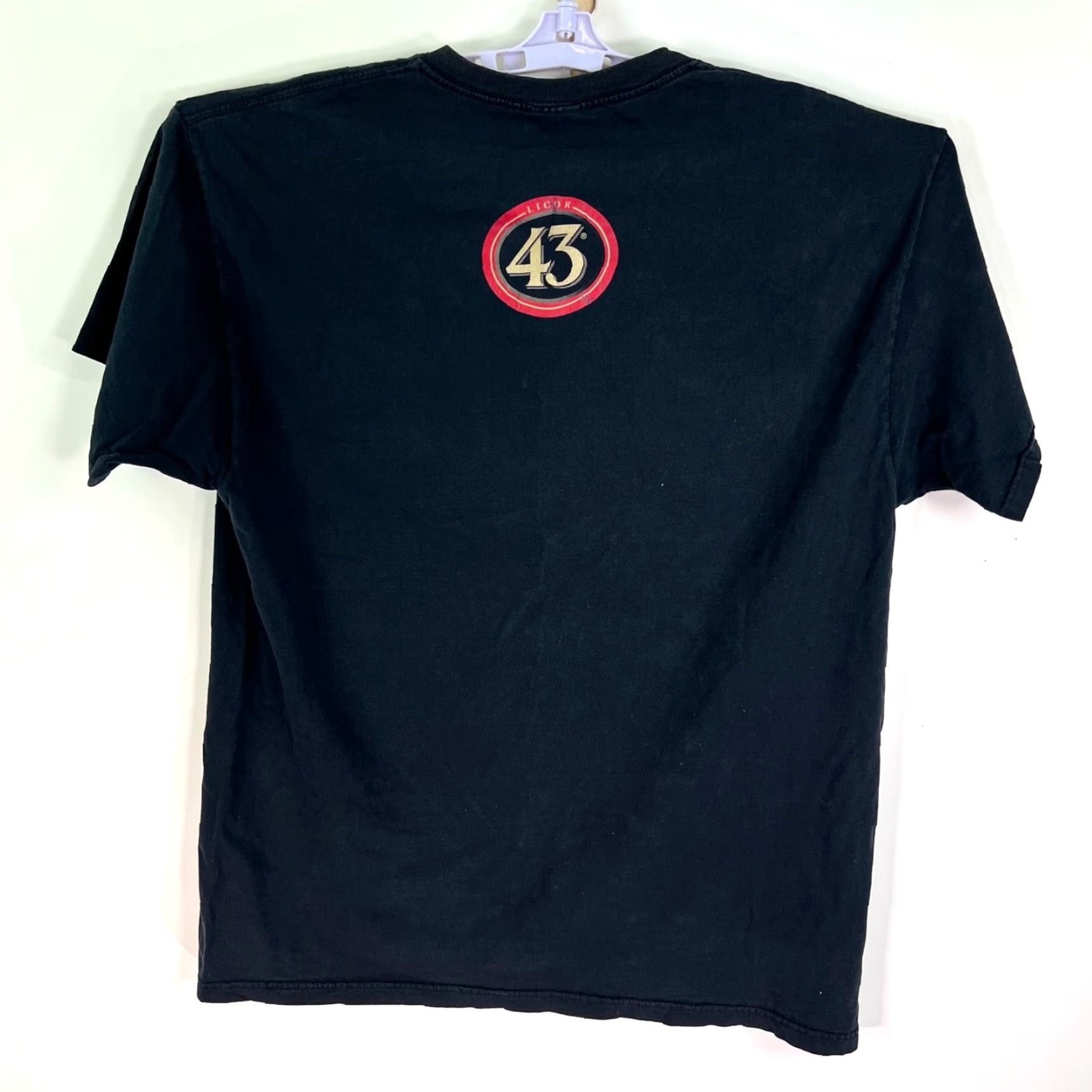 Vintage Licor 43 Tonight's Secret Ingredient T-Shirt Men L Black Graphic Print Music Beer 5 Seconds of Summer Mens Size US L / EU 52-54 / 3 - 3 Thumbnail