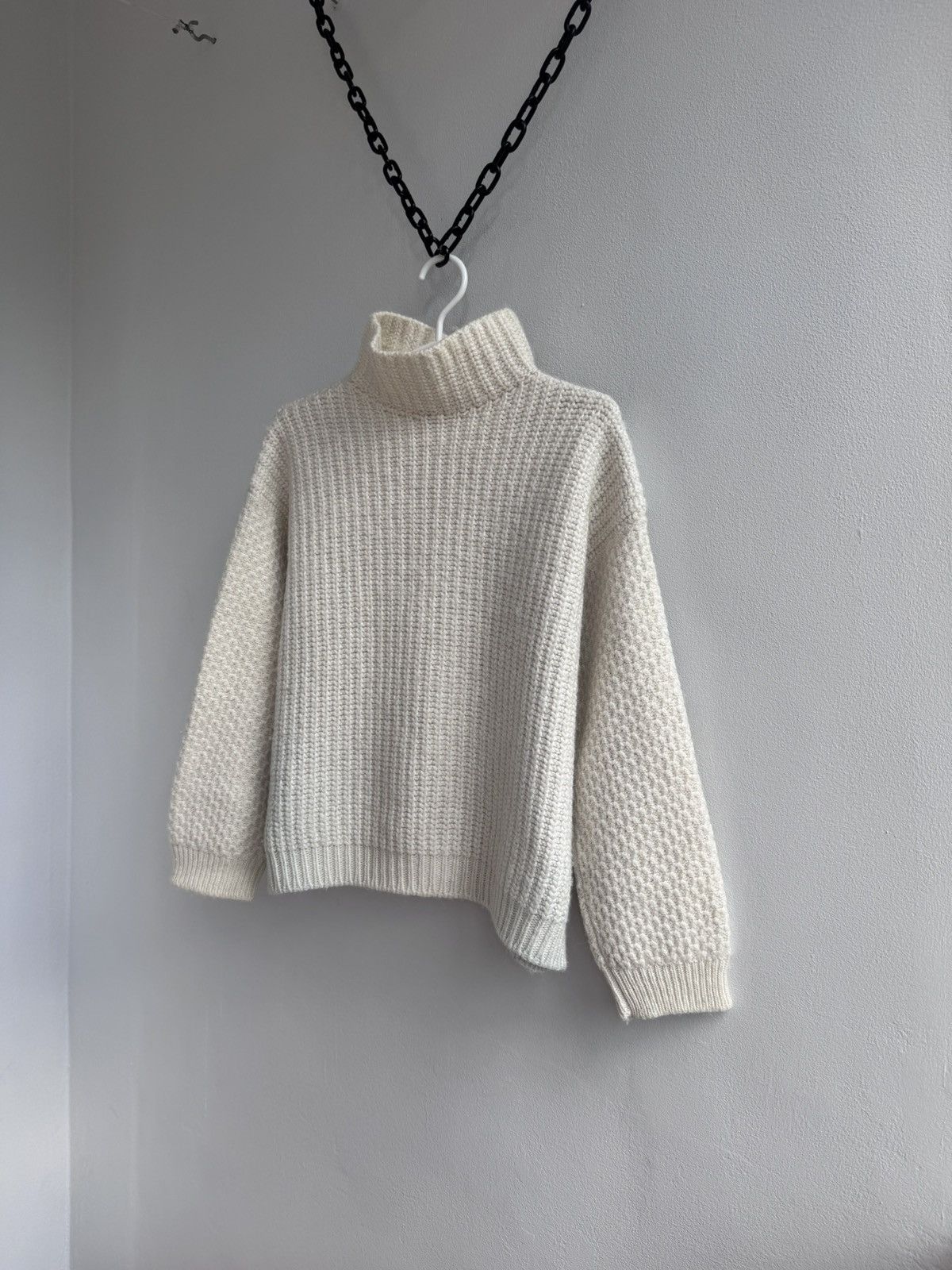 Miu Miu Miu Miu wool Knitted Blended Sweater Sweatshirt Pullover Size M / US 6-8 / IT 42-44 - 2 Thumbnail