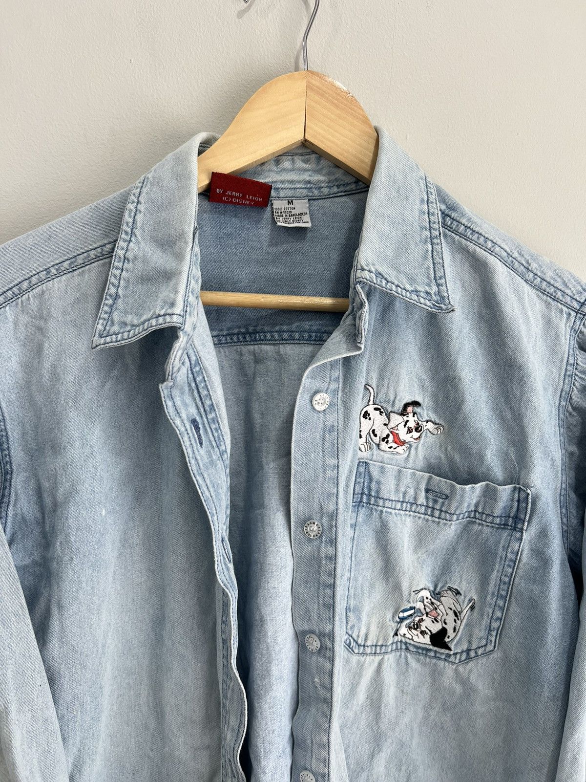 Vintage Vintage 101 Dalmatian Button Up Shirt Movie Promo overalls Size US M / EU 48-50 / 2 - 2 Thumbnail