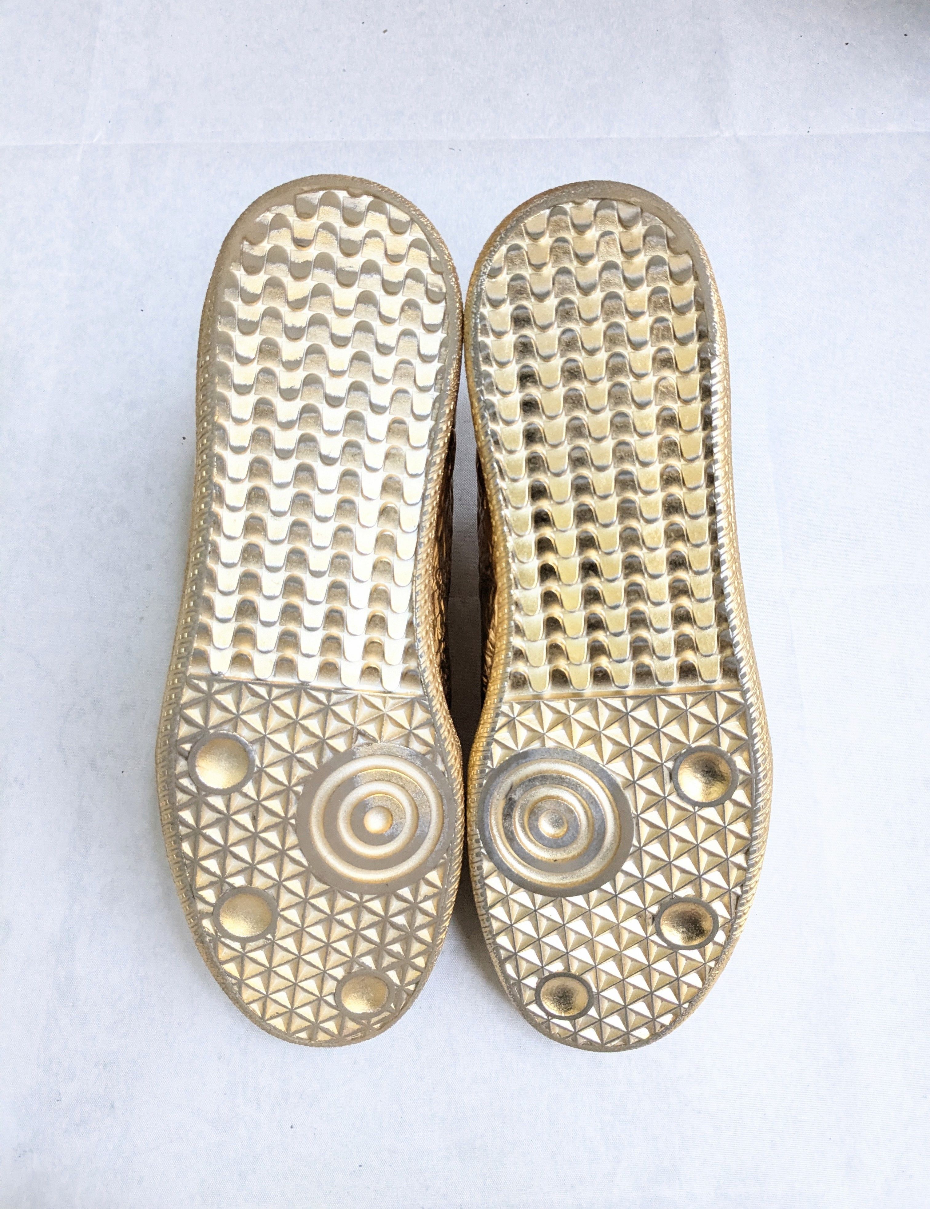 Maison Margiela Maison Margiela Future Gold 9 42 Leather Low Tops Size US 9 / EU 42 - 15 Thumbnail