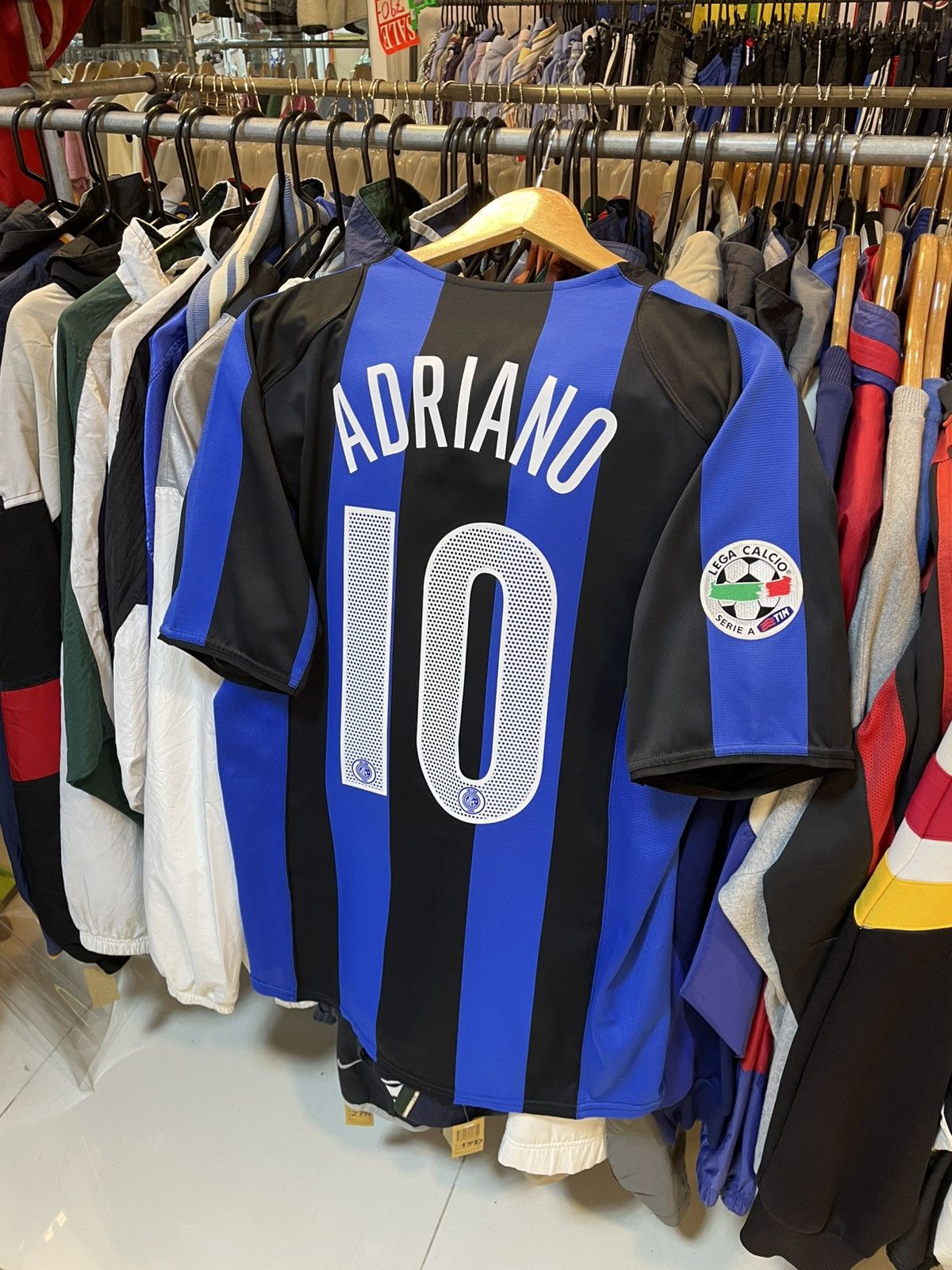 Nike Vintage 2005 Inter Milan Home Kit ADRIANO 10 Size US M / EU 48-50 / 2 - 1 Thumbnail