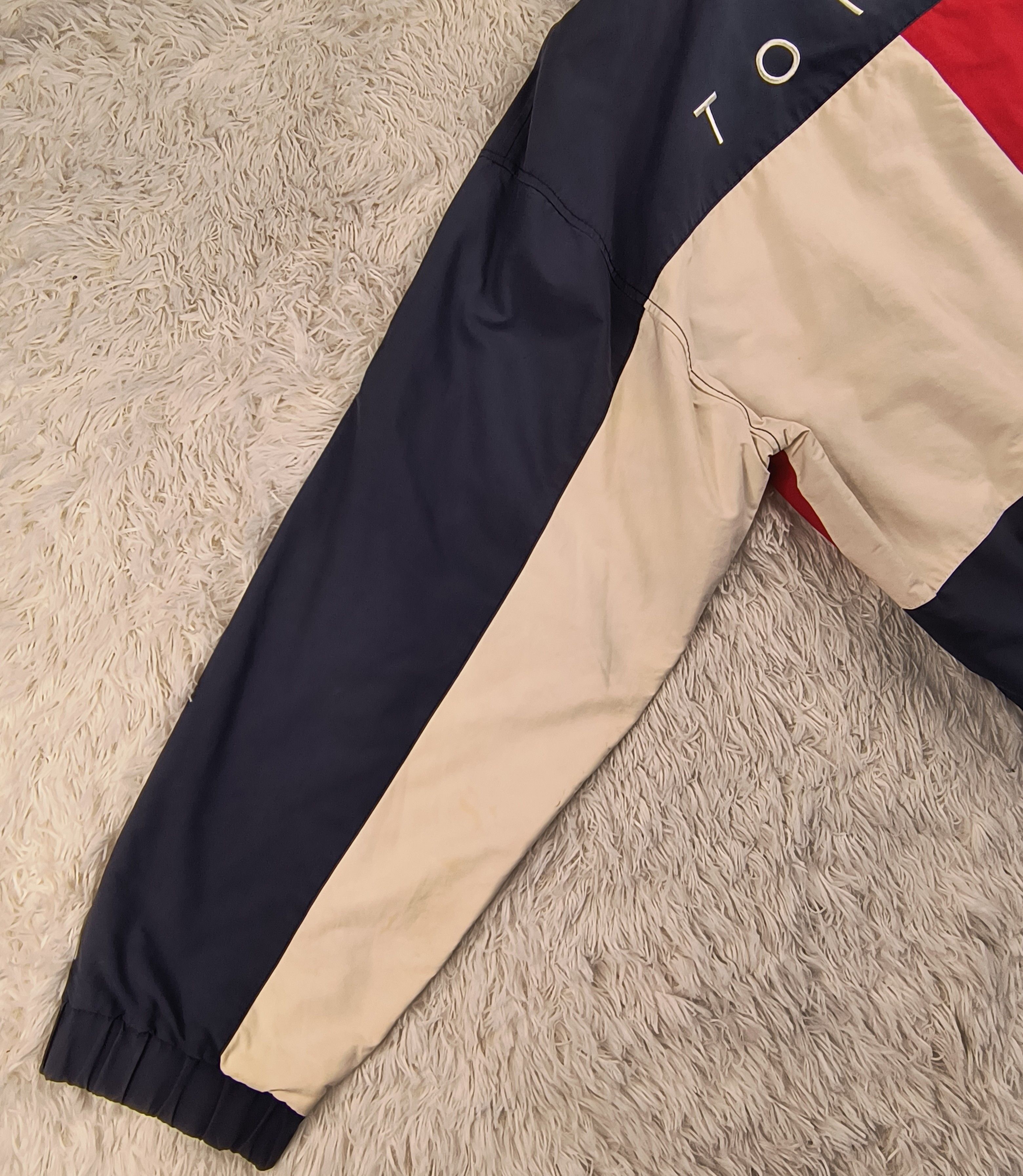 Tommy Hilfiger Vintage Tommy Hilfiger big flag double view jacket Size US L / EU 52-54 / 3 - 4 Thumbnail