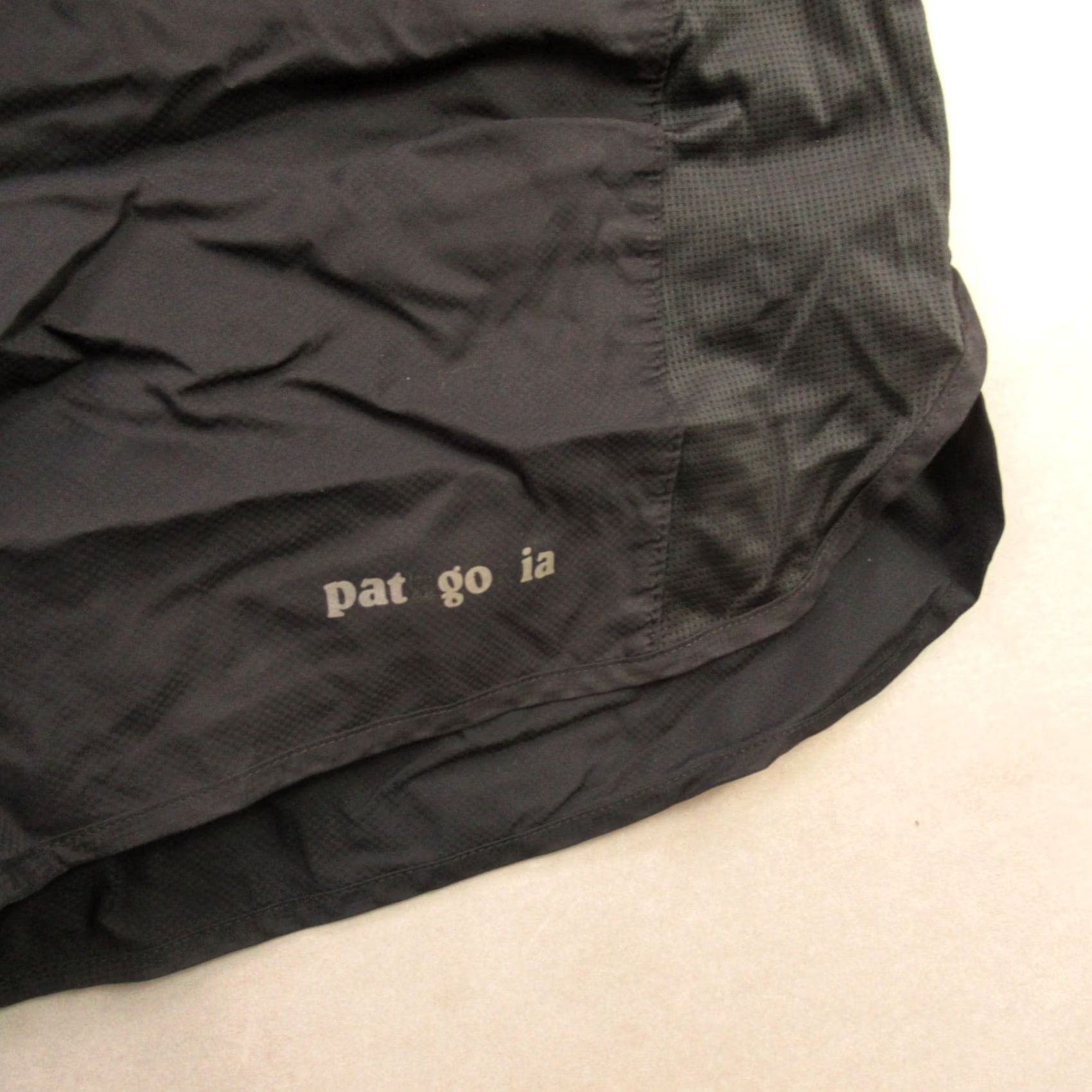 Patagonia Patagonia Shorts Mens 28X9 Outdoor Workout Activewear Lightweight Black Size US 28 / EU 44 - 2 Thumbnail