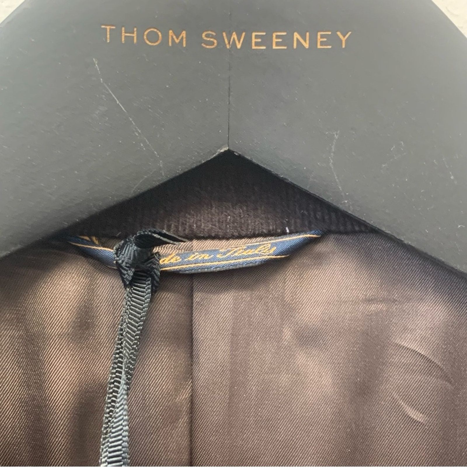 Thom Sweeney Thom Sweeney Wool Corduroy Deep Brown Suit Jacket size 50/ M Size 50R - 7 Thumbnail