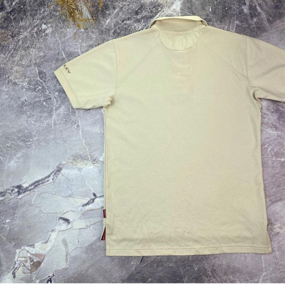 Oakley Vintage 90s Oakley Center Logo Beige Polos T-shirt Y2K Size US S / EU 44-46 / 1 - 11 Thumbnail