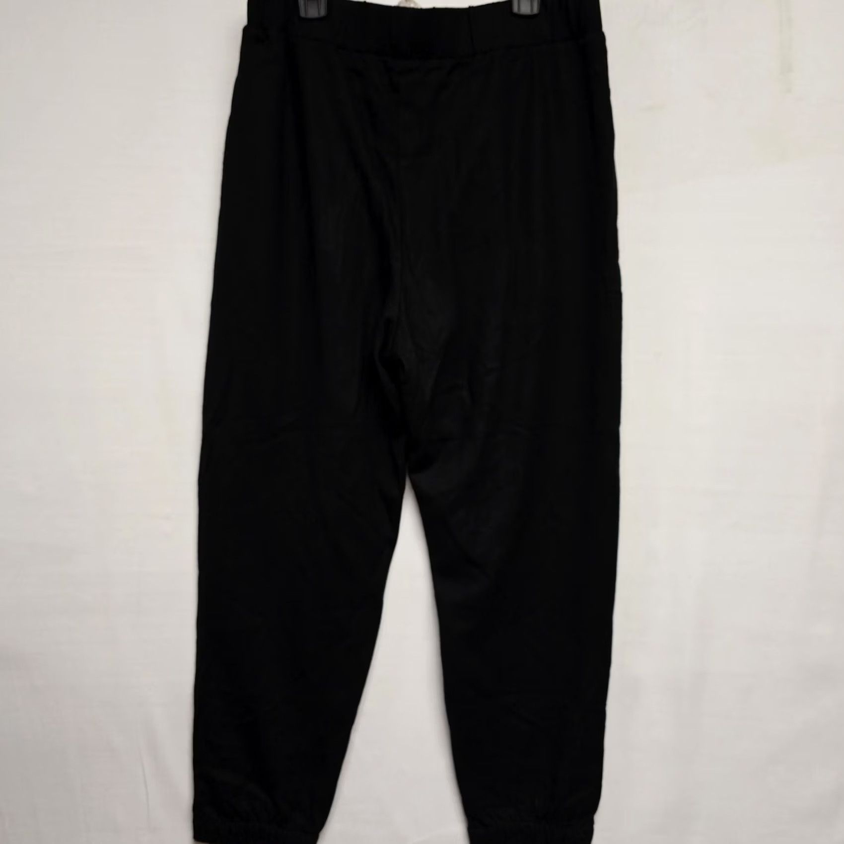 Helmut Lang VINTAGE HELMUT LANG Jogger Pants Women M Black Pleated Wool Viscose Knit 25in Inseam Tapered Slap Snap Closure Seasonal Fall Spring Summer Size 32" / US 10 / IT 46 - 3 Thumbnail