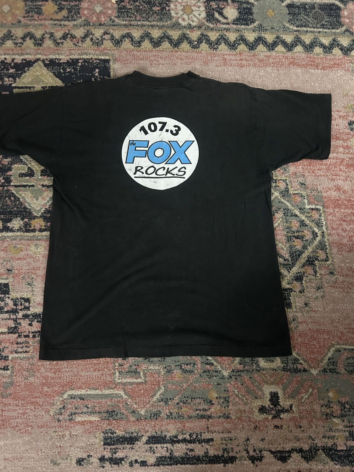 Vintage Vintage 90s 107.3 THE FOX ROCKS Radio Station T-Shirt Size US L / EU 52-54 / 3 - 4 Thumbnail
