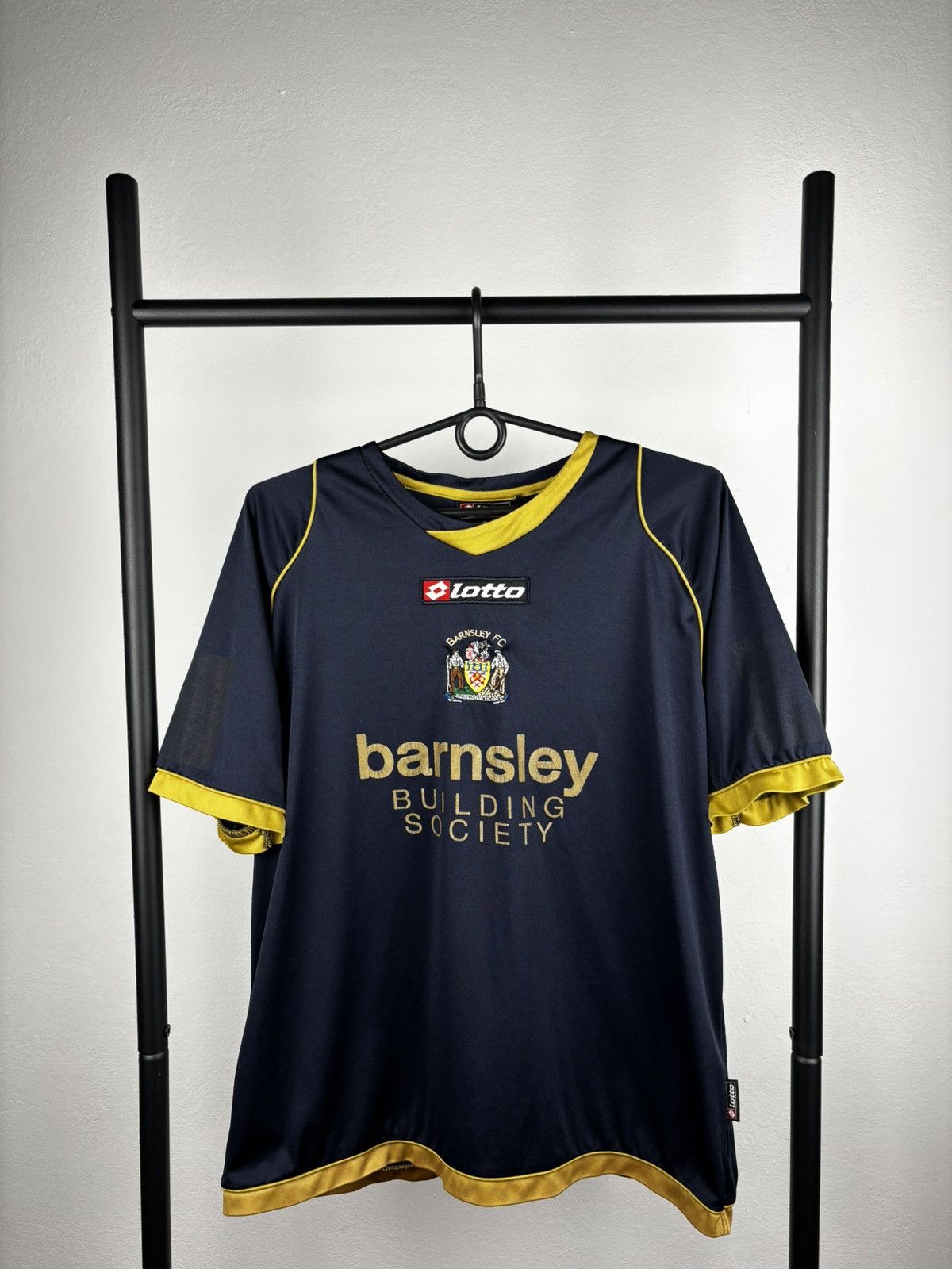 Lotto Sport Barnsley Lotto 2009 vintage soccer jersey S Size US S / EU 44-46 / 1 - 1 Thumbnail