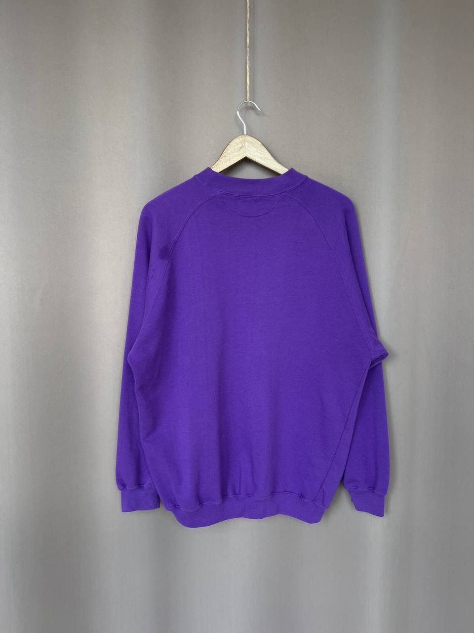 Vintage NAF NAF Embroidered Big Logo Sweatshirt Mens Size M/L Size US L / EU 52-54 / 3 - 7 Thumbnail