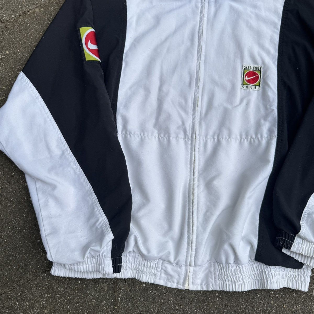 Nike Vintage Nike Challenge Court Jacket Andre Agassi Windbreaker Size US L / EU 52-54 / 3 - 8 Thumbnail