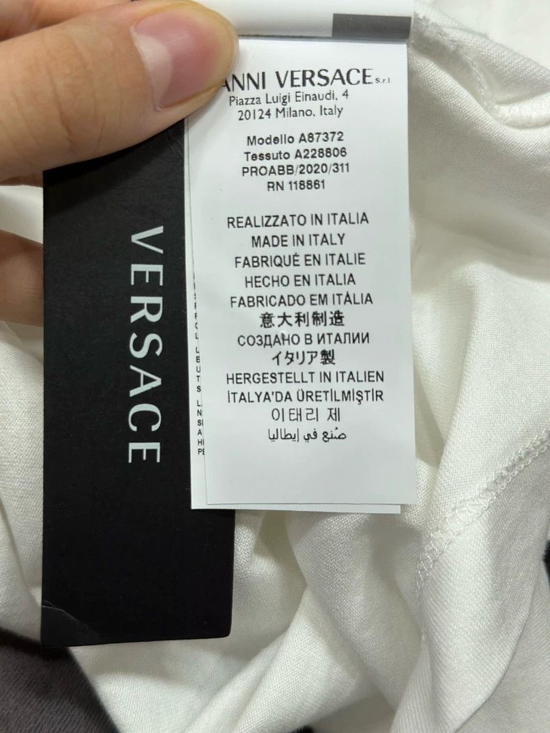 Versace Versace White casual short-sleeved T-shirt Size US S / EU 44-46 / 1 - 5 Thumbnail
