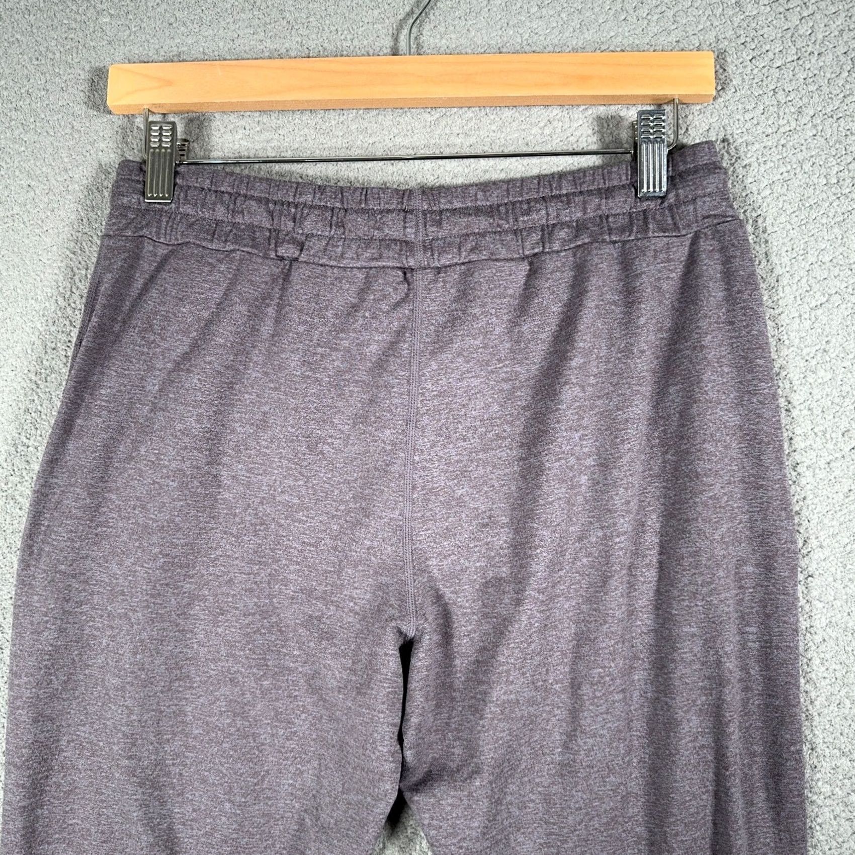 Vuori Vuori Womens Small Purple Performance Joggers Slim Tapered Pockets Logo Stretch Sweatpants Size 28" / US 6 / IT 42 - 5 Thumbnail