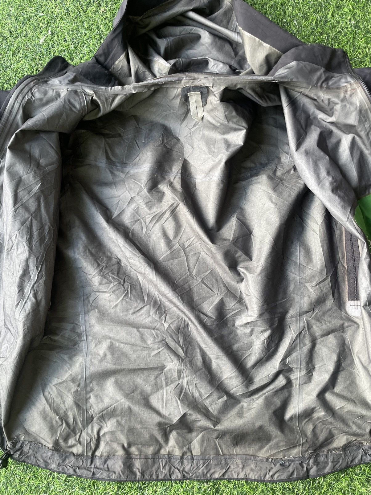 Arc'teryx Arc’teryx GORE-TEX Hooded Windbreaker – Made in Canada DE Size US S / EU 44-46 / 1 - 8 Thumbnail