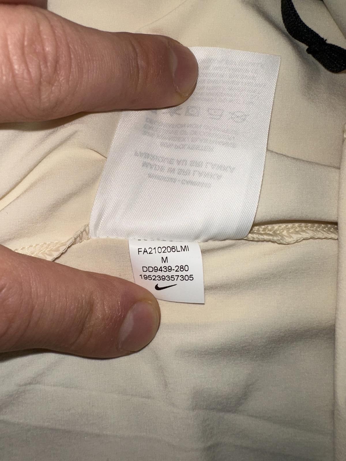 Nike Nike Men’s Dri-FIT x MMW 3-in-1 Shorts Beige Size US 32 / EU 48 - 9 Thumbnail