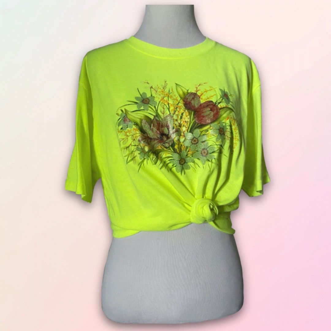 Vintage Vintage, Neon, Sparkle Wild Flower Print, Semi Cropped Tee Size S / US 4 / IT 40 - 1 Thumbnail